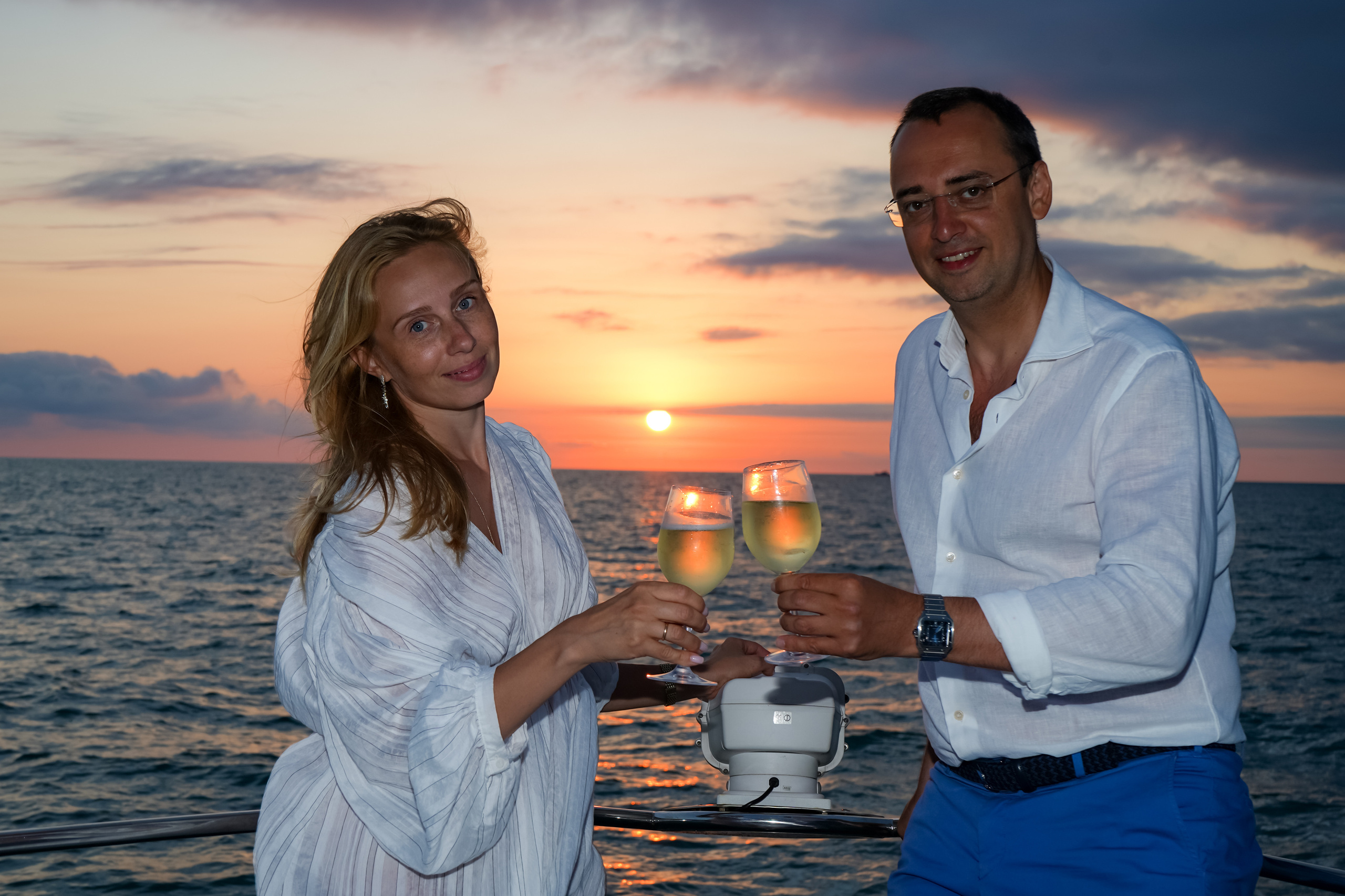 Love Story Фотосессии в сочи Адлер Красная поляна. Фотограф в Сочи Фотосессии на яхтах Дмитрий Пальма