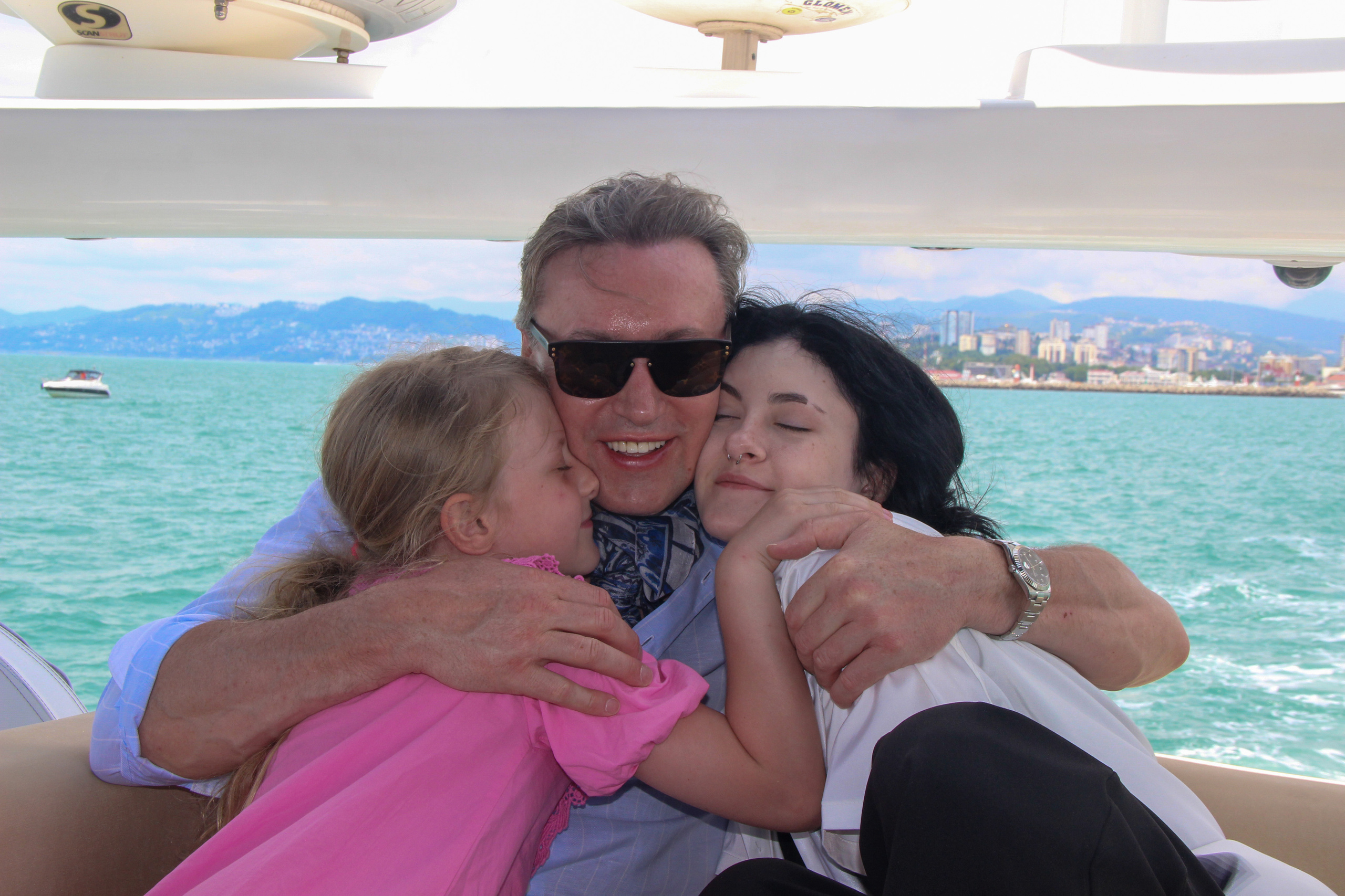 Семейные прогулки на яхте. Фотограф в Сочи Фотосессии на яхтах Дмитрий Пальма