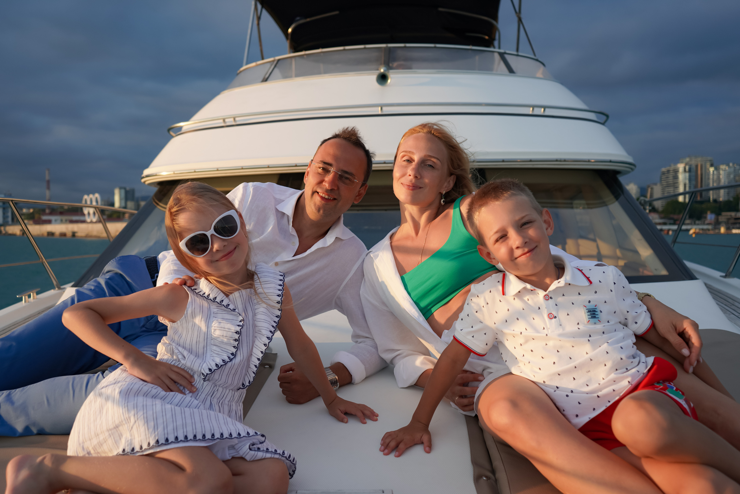 Семейные прогулки на яхте. Фотограф в Сочи Фотосессии на яхтах Дмитрий Пальма