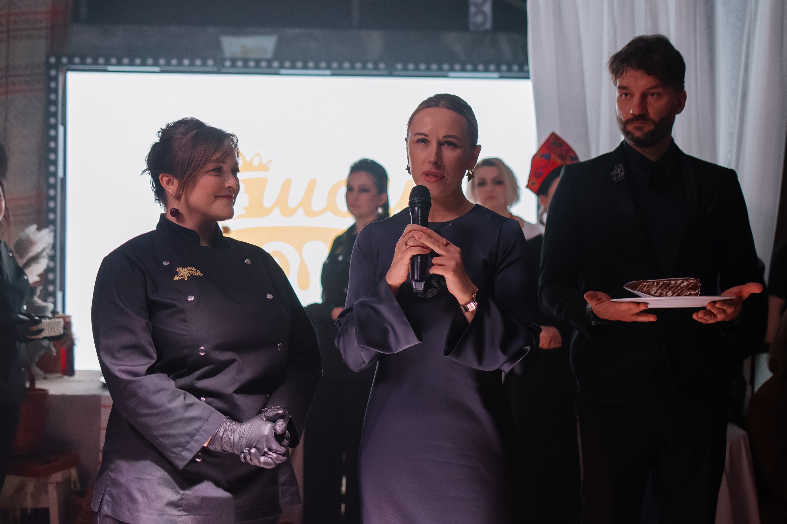 Шоу тортов 2. Свадебный фотограф