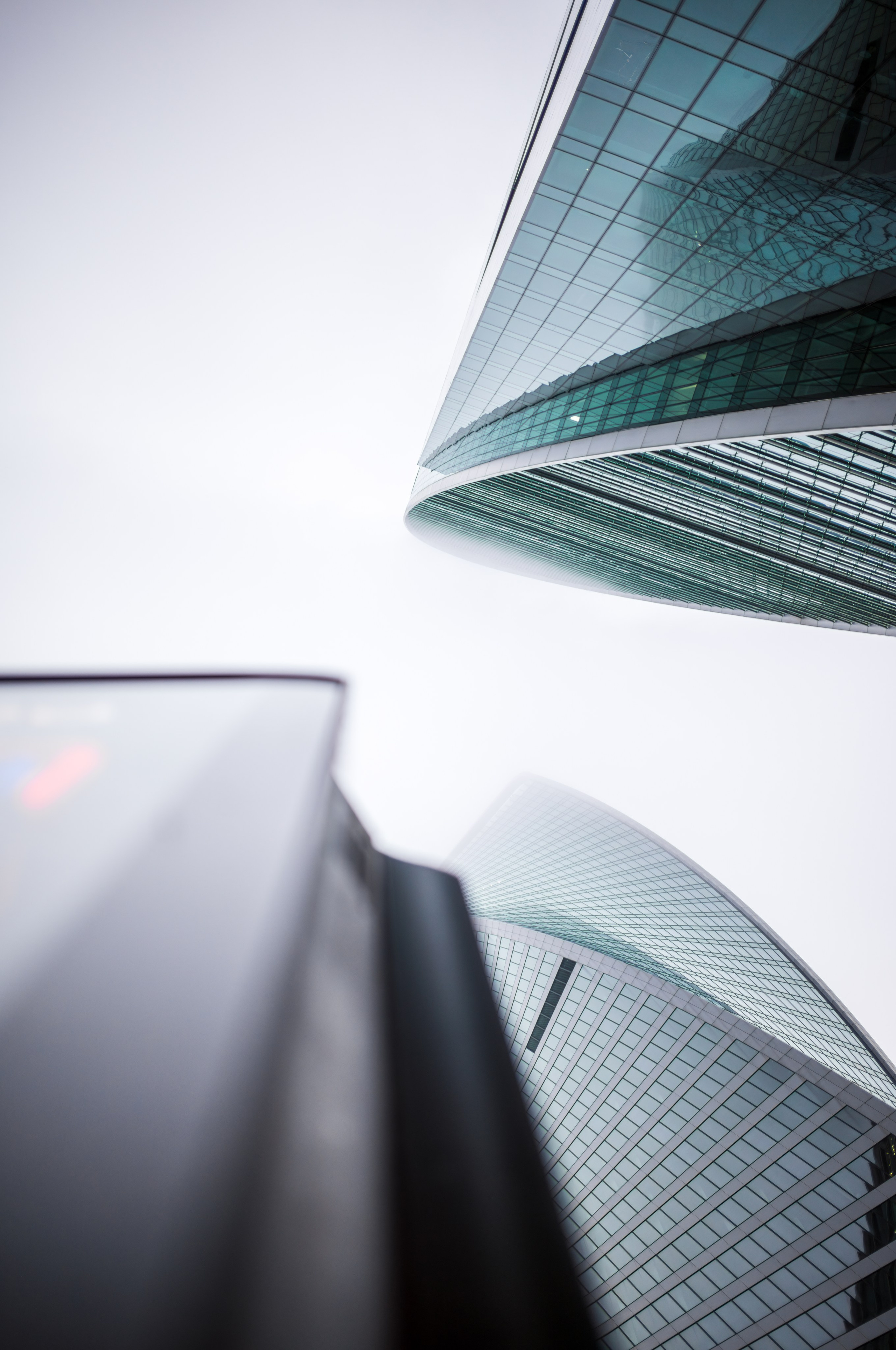 Небоскребы в Москва-Сити в тумане