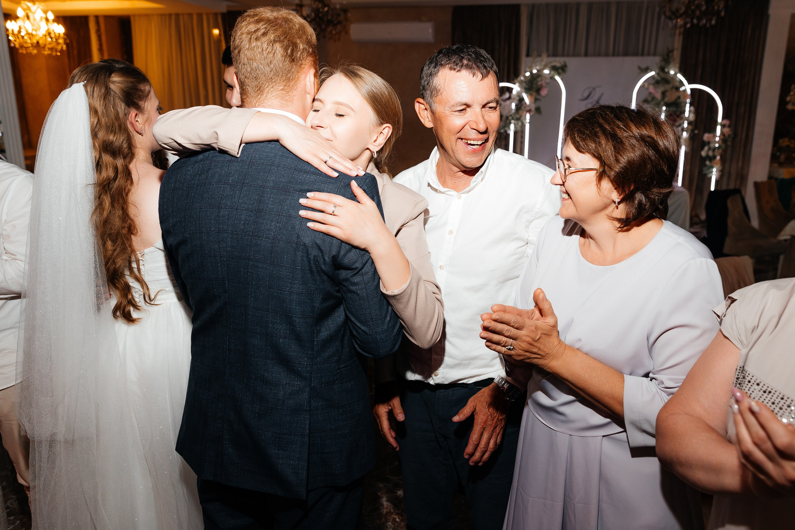 Даниил и Алена | 10.08.2024. Репортажный фотограф Челябинск Егор Фомин