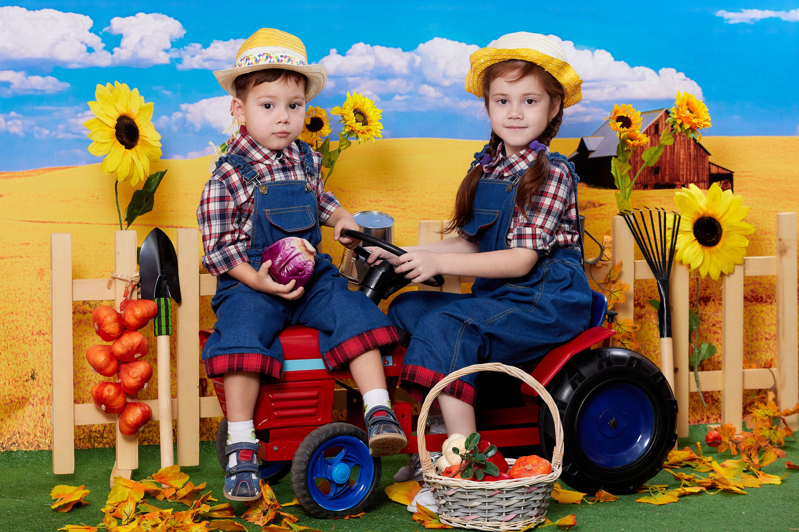 Тракторист. Детская выездная фотостудия