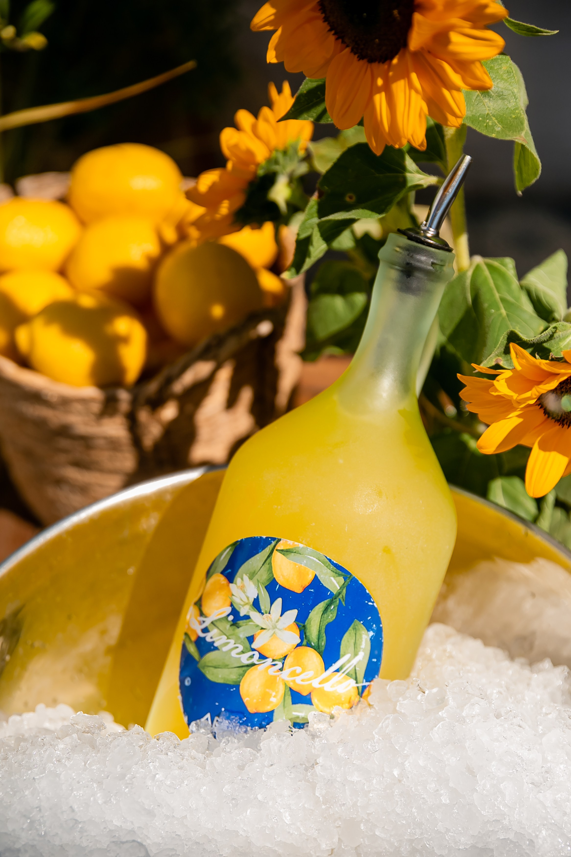 «Похмельный рейв» в ресторане DELMAR. Репортажный фотограф в Ялте Алексей Семёнов