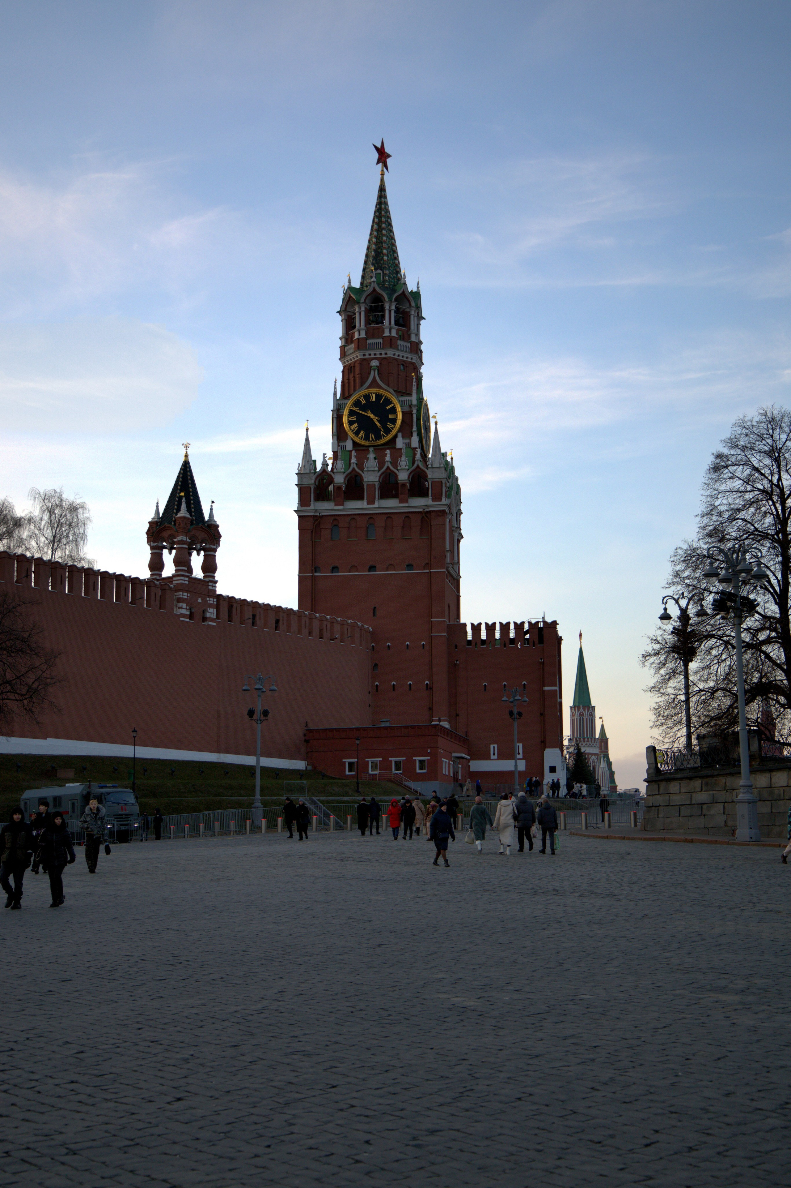 МОЙ ГОРОД. ФОТОГРАФ В МОСКВЕ СТАНИСЛАВ КОБЗЕВ