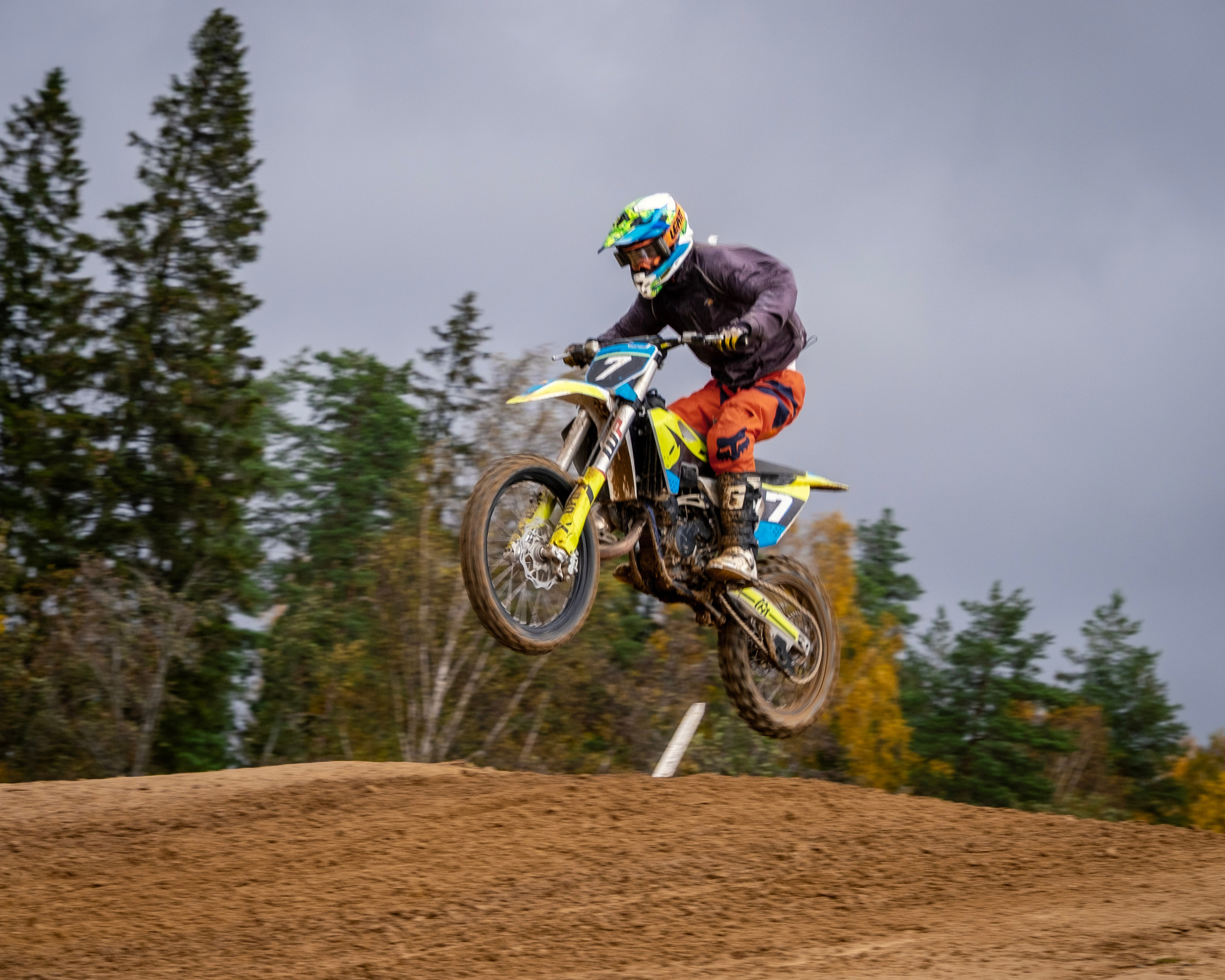 Мотокросс (Игора Драйв). Автомобильные фотографии и рисунки в Санкт-Петербурги Пашков Дмитрий