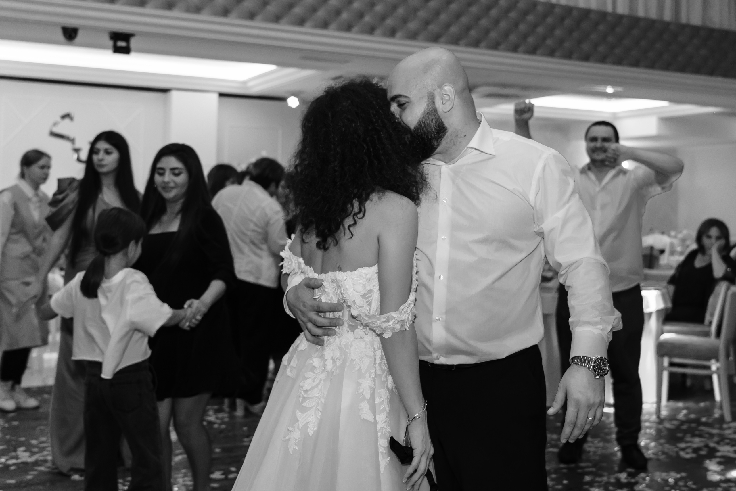 Грайр и Вартик. Свадебный фотограф Красноярск Вязьминова Мария