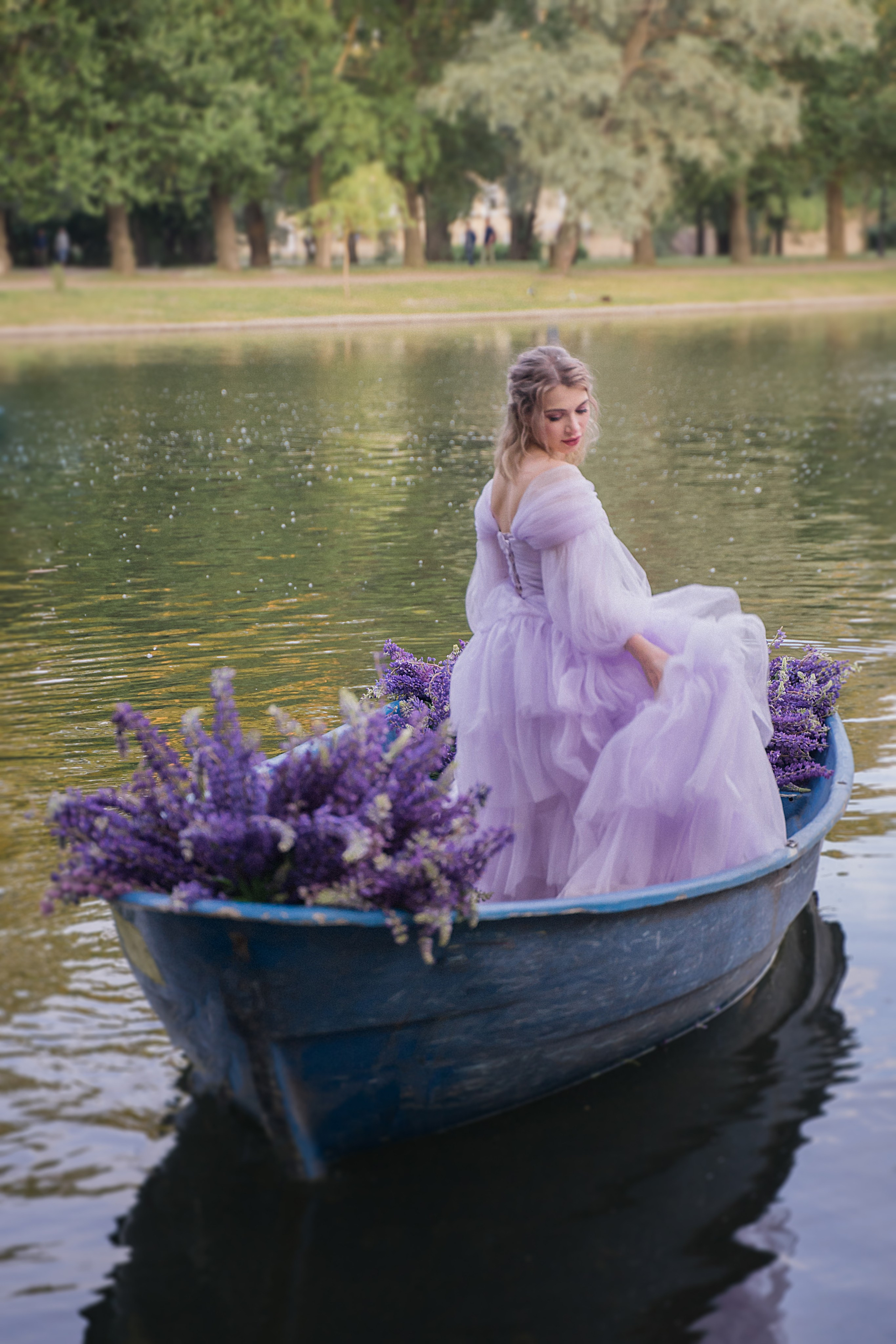 Цветочная лодка. Фотограф в Санкт-Петербурге