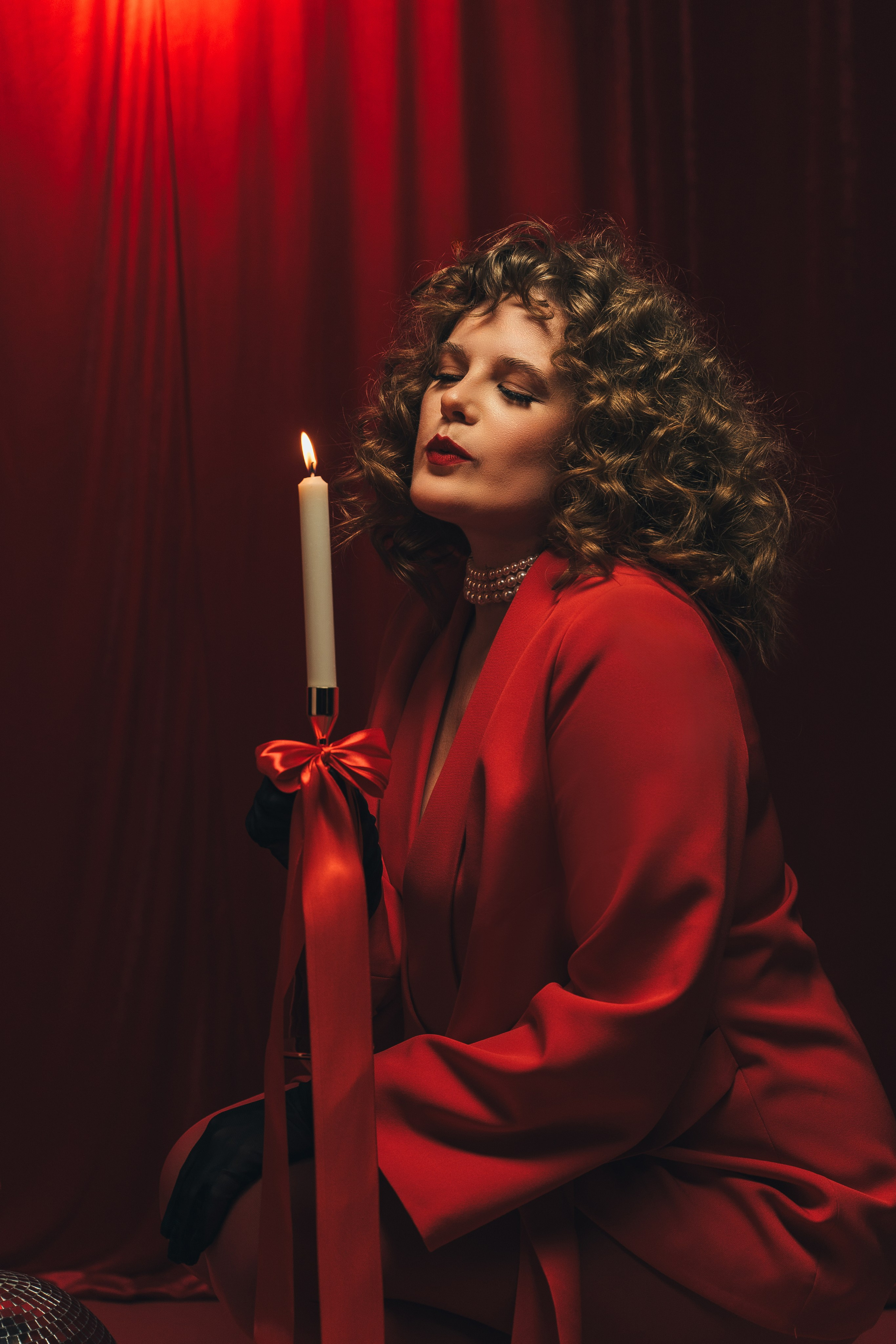 Ledy in Red. Выпускной школьный альбом в Орске и Москве — Фотограф Наталья Лаптова