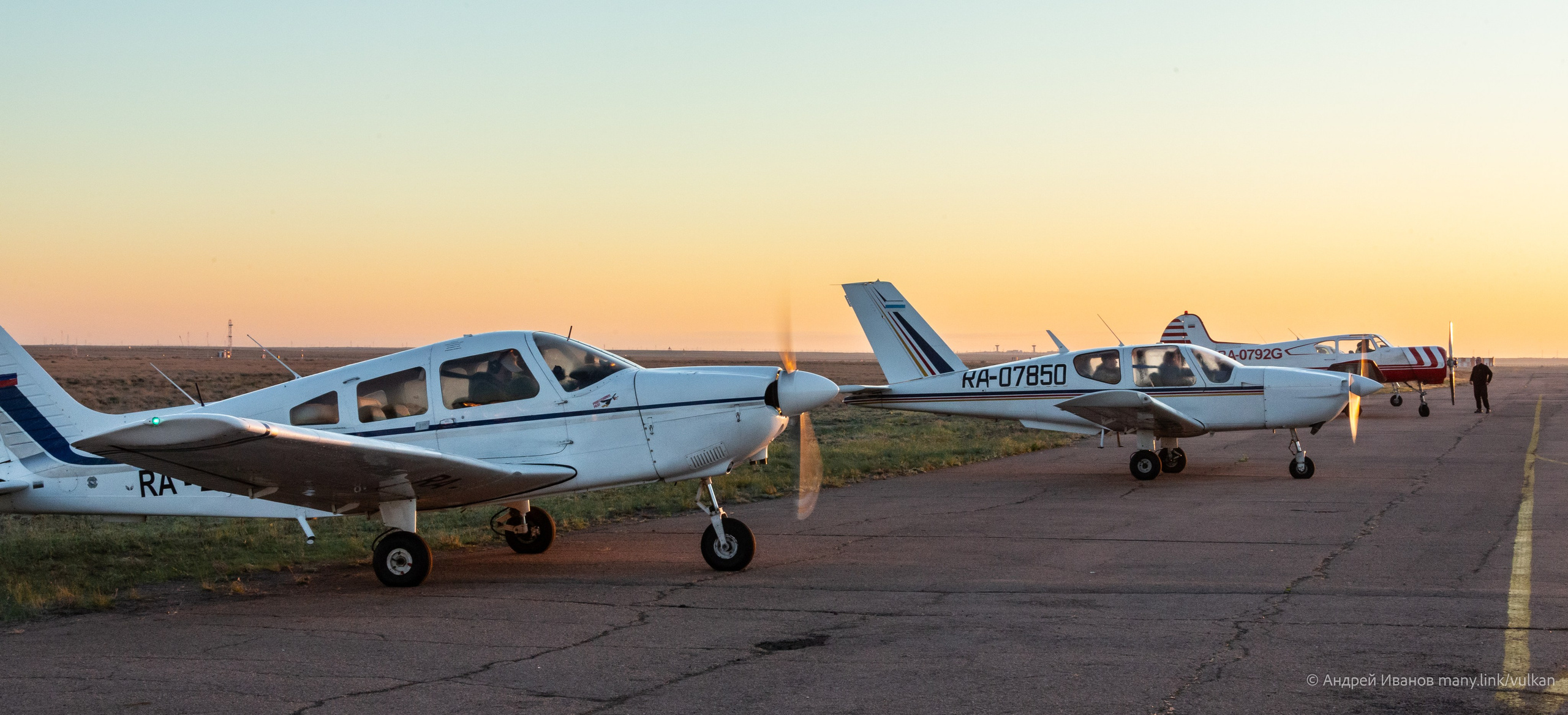 Перелёт на Байконур в 2026 г на самолётах АОН. Фотоальбом показывающий увлекательный мир авиации и мир медведей Андрея Иванова