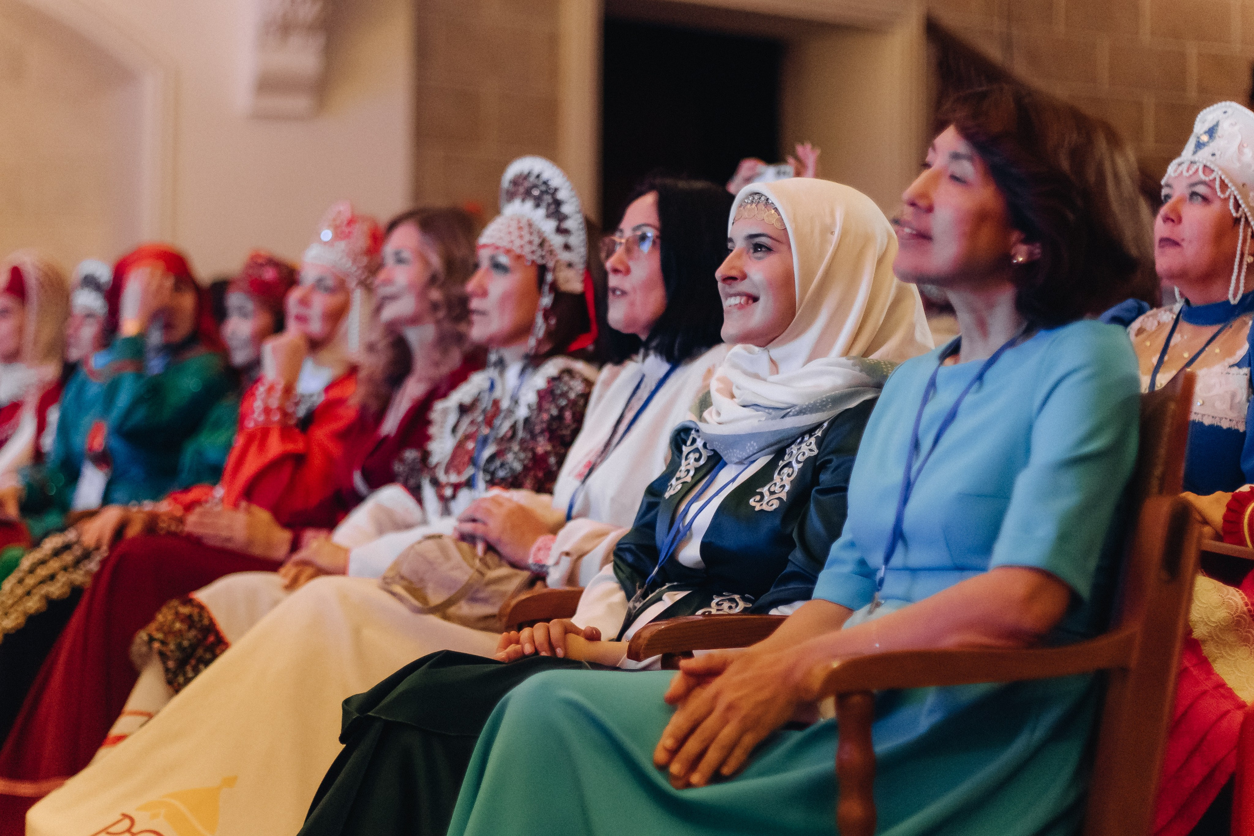 Лучший учитель родного языка и литературы 2025. Свадебный и семейный фотограф в Улан-Удэ