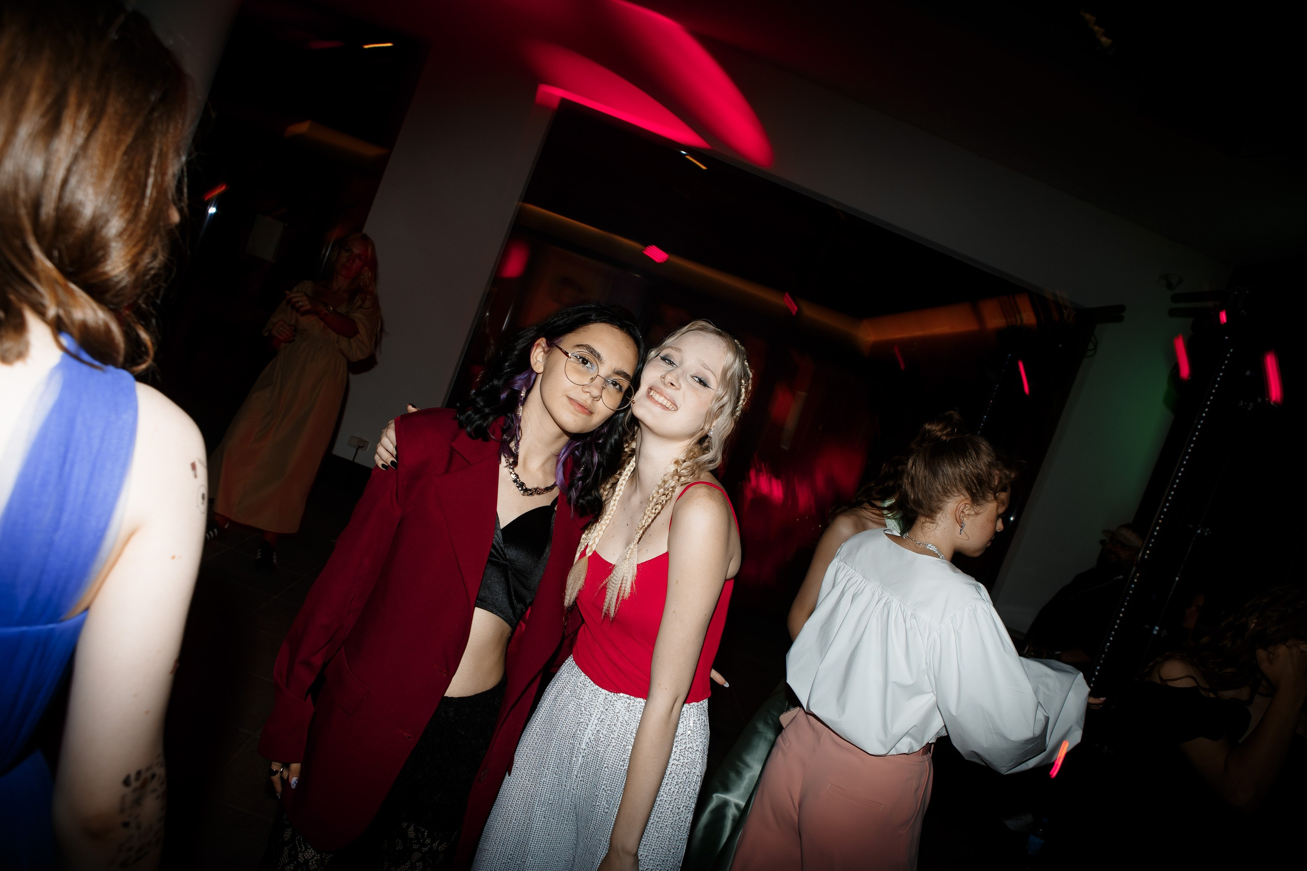 Выпускной Гимназия 12 2024 OpenHouse. Свадебный и портретный Фотограф в Липецке Дмитрий Котюков