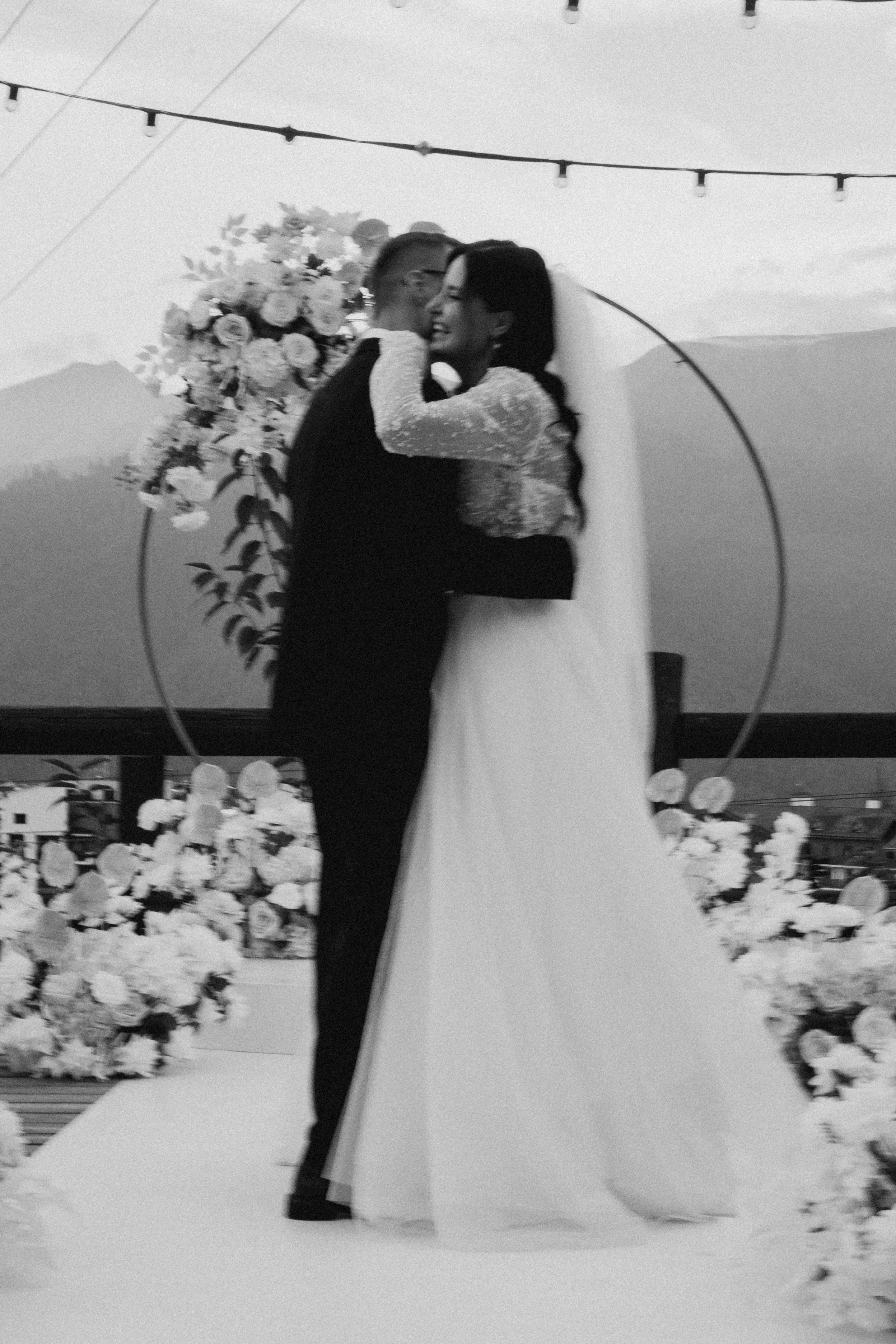 Свадебная Фотосессия в горах Сочи Красной поляны. Фотограф Сочи Адлер Сириус Красная поляна Олеся Минив