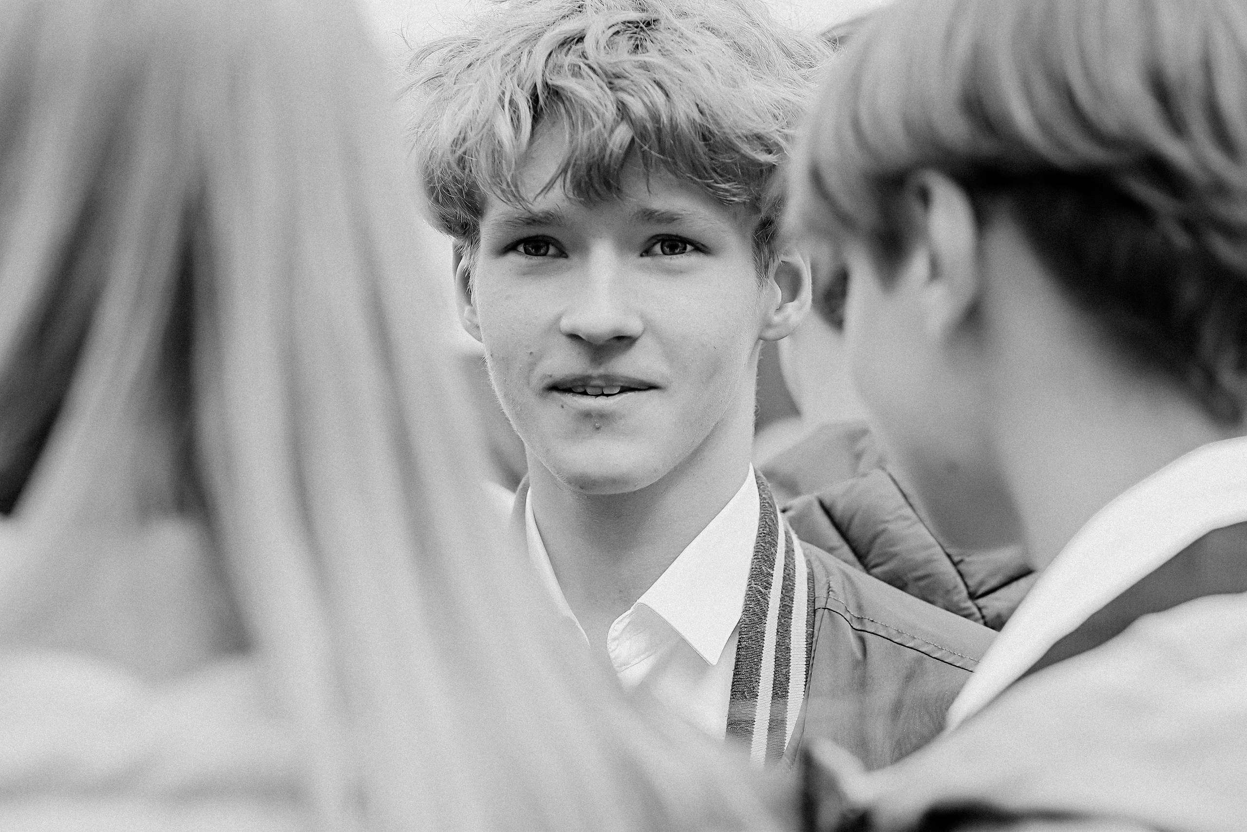 Последний звонок. Семейный фотограф Тюмень, фотограф на роды Салмина Мария