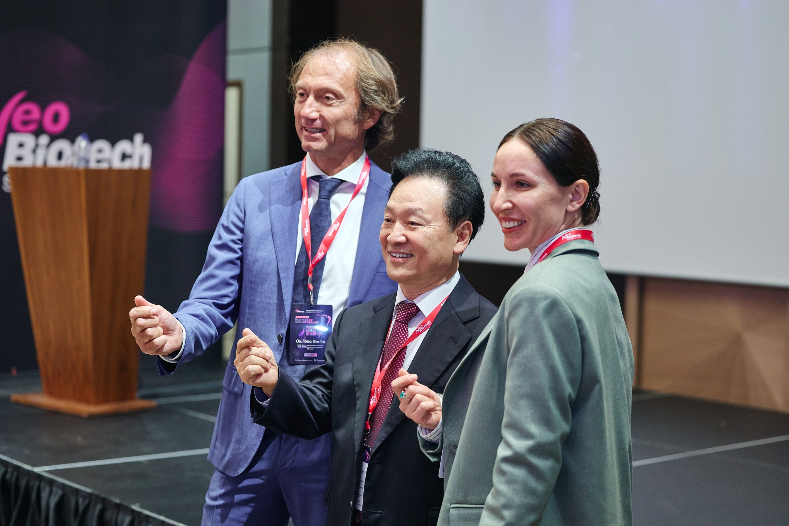 Конгресс имплантологов Neo Biotech 2025. Антон Артюшин, портретный фотограф. Москва