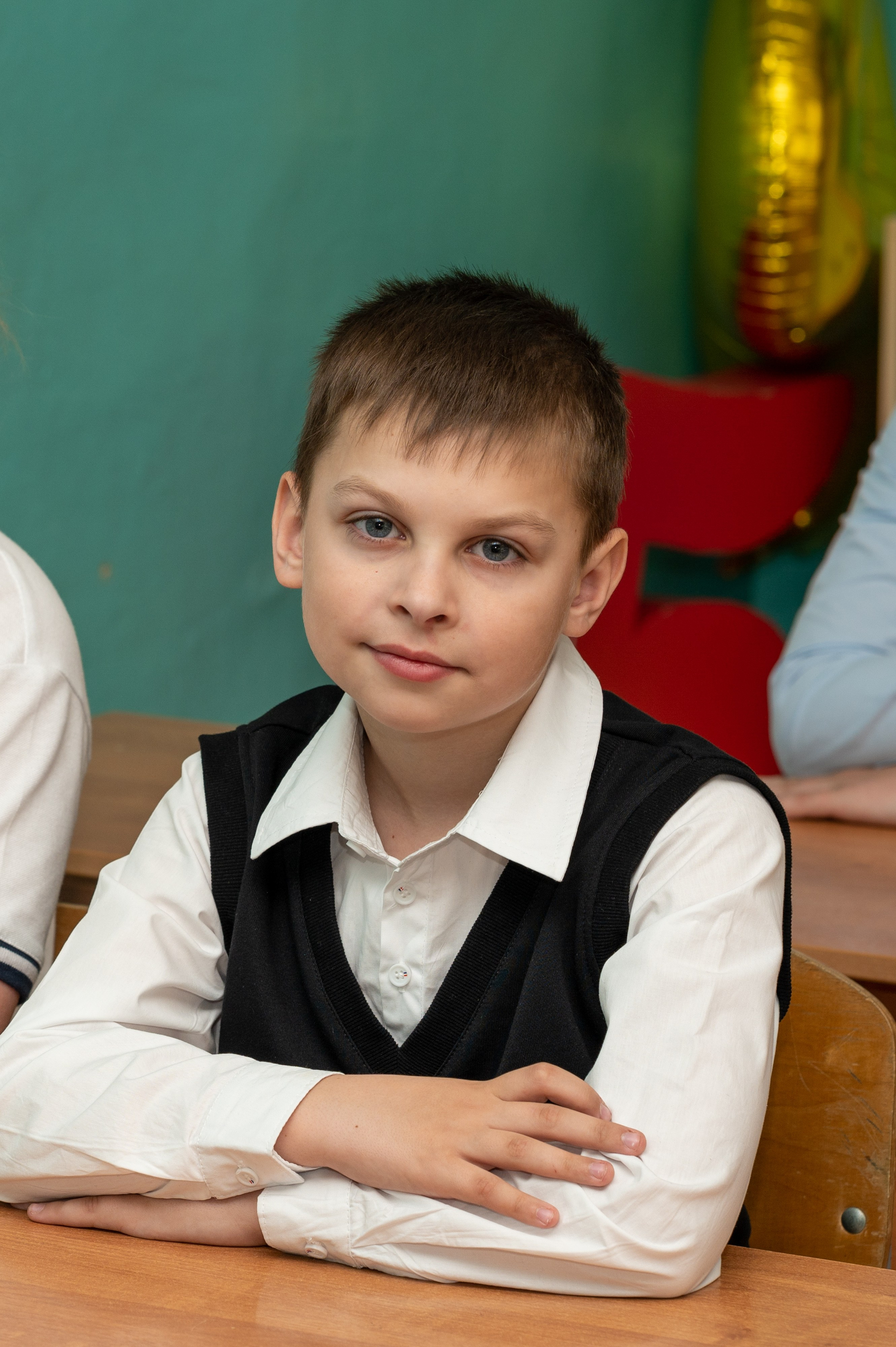 Школьная фотосессия в Туле. Портретный, семейный, свадебный фотограф. Бизнес, контент съёмка. Тула