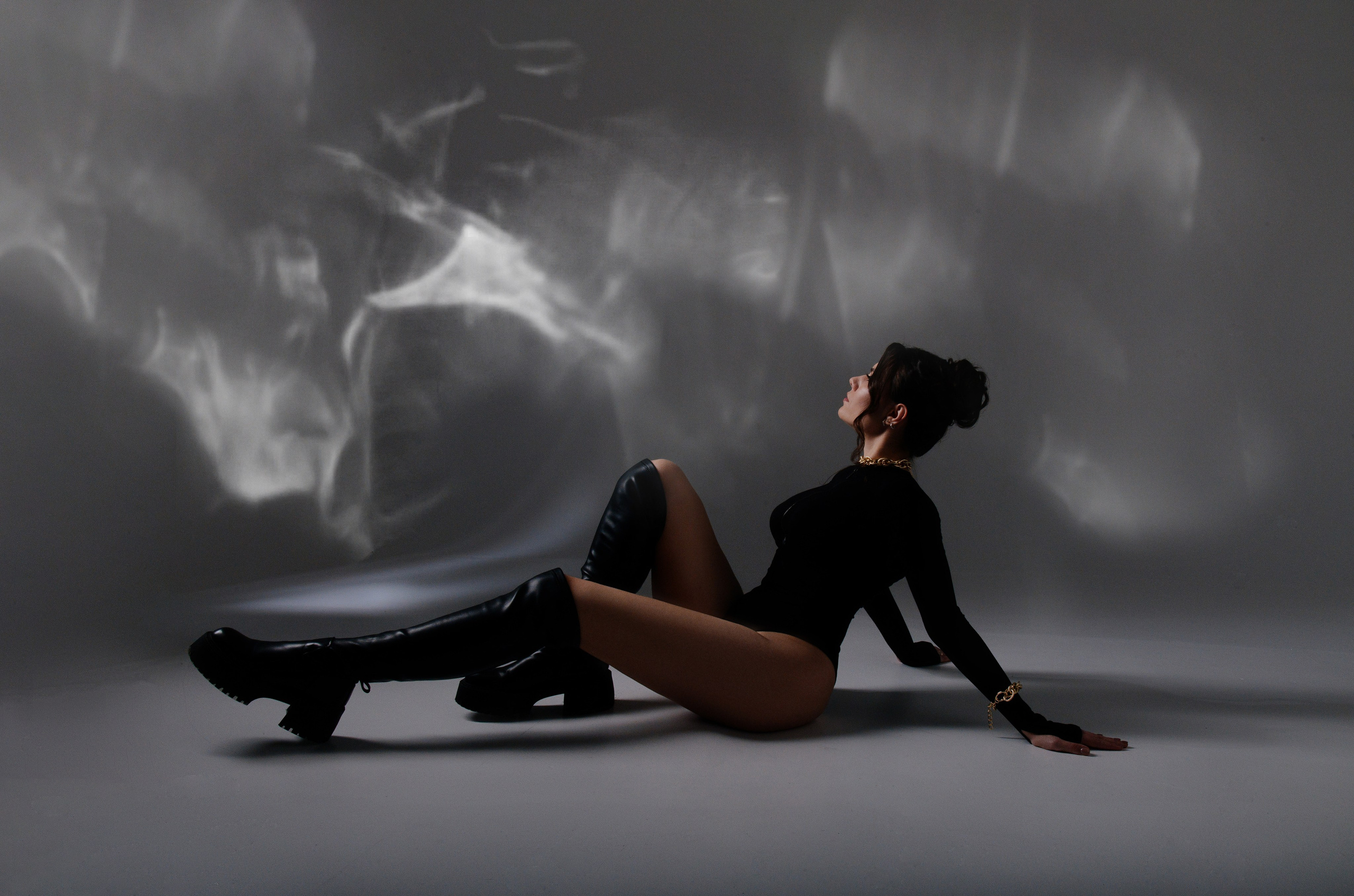 Портретный фотограф в Караганде — студийная съёмка. Свадебный фотограф Караганда