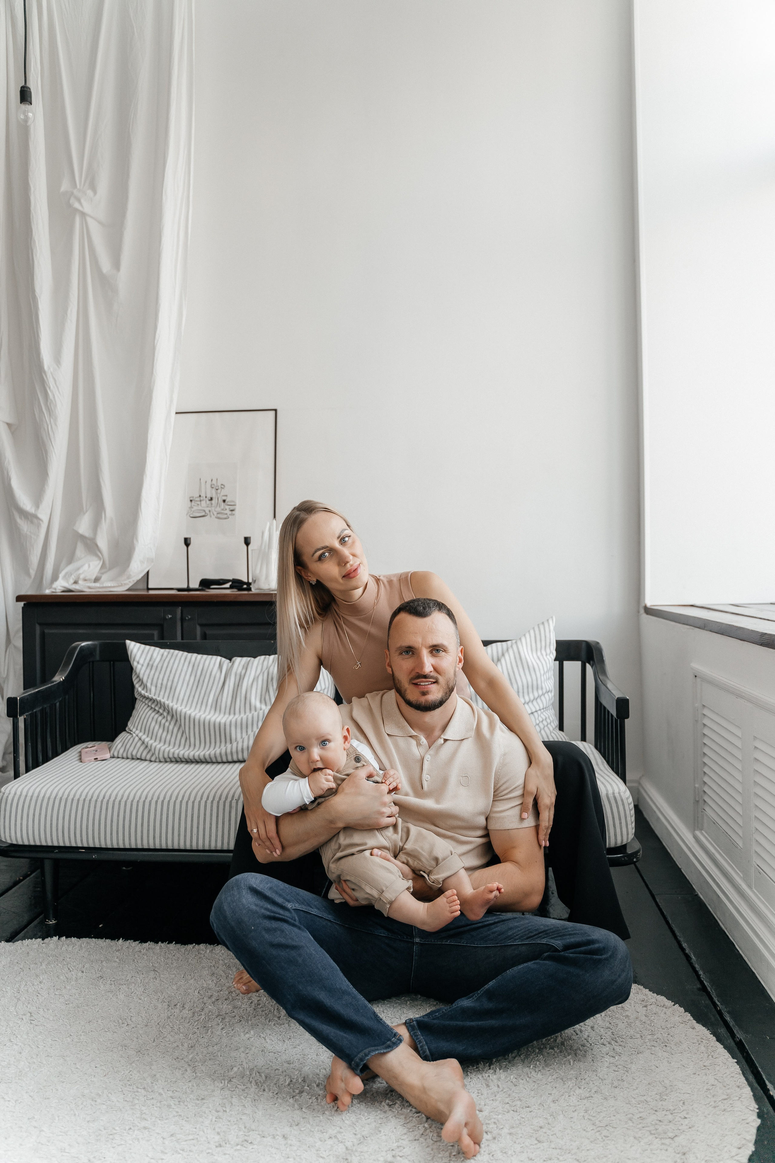 Саша, Юля и Лев. Волик Мария