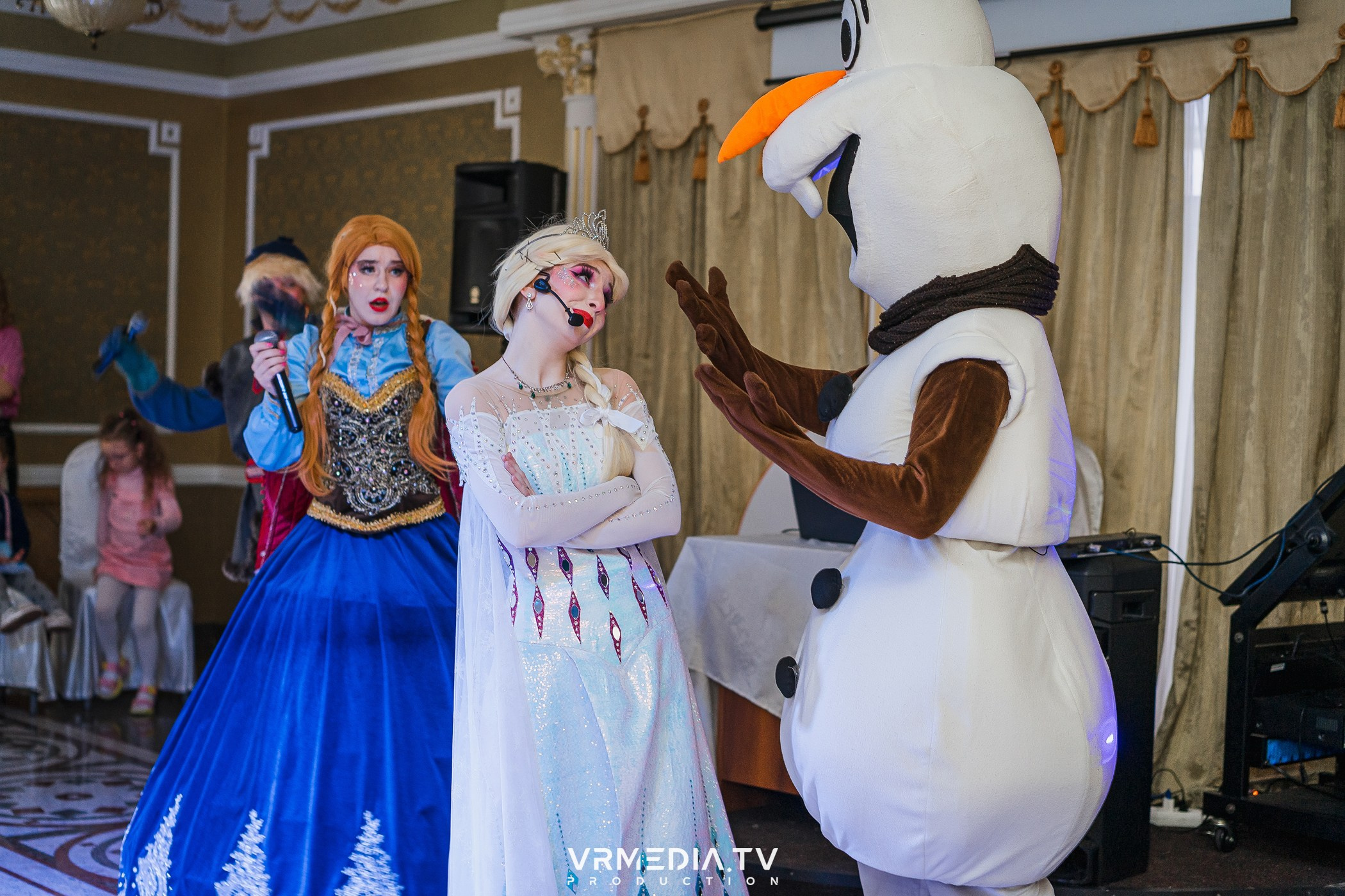 ХОЛОДНОЕ СЕРДЦЕ в ресторане «Империя»