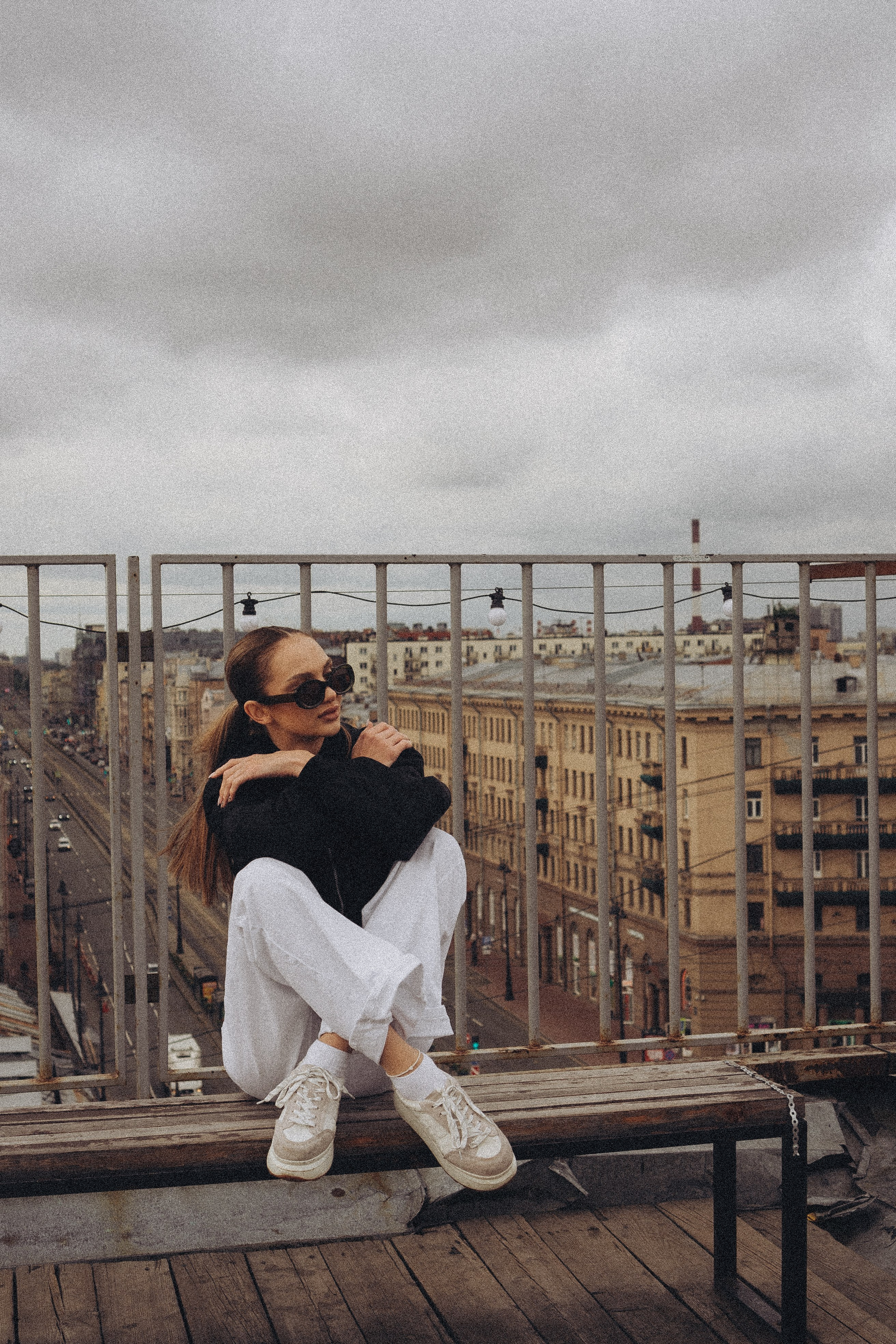 МЫ ГУЛЯЛИ ПРО КРЫШАМ ПИТЕРА. Профессиональный фотограф, Санкт-Петербург — Виктория Богомолова