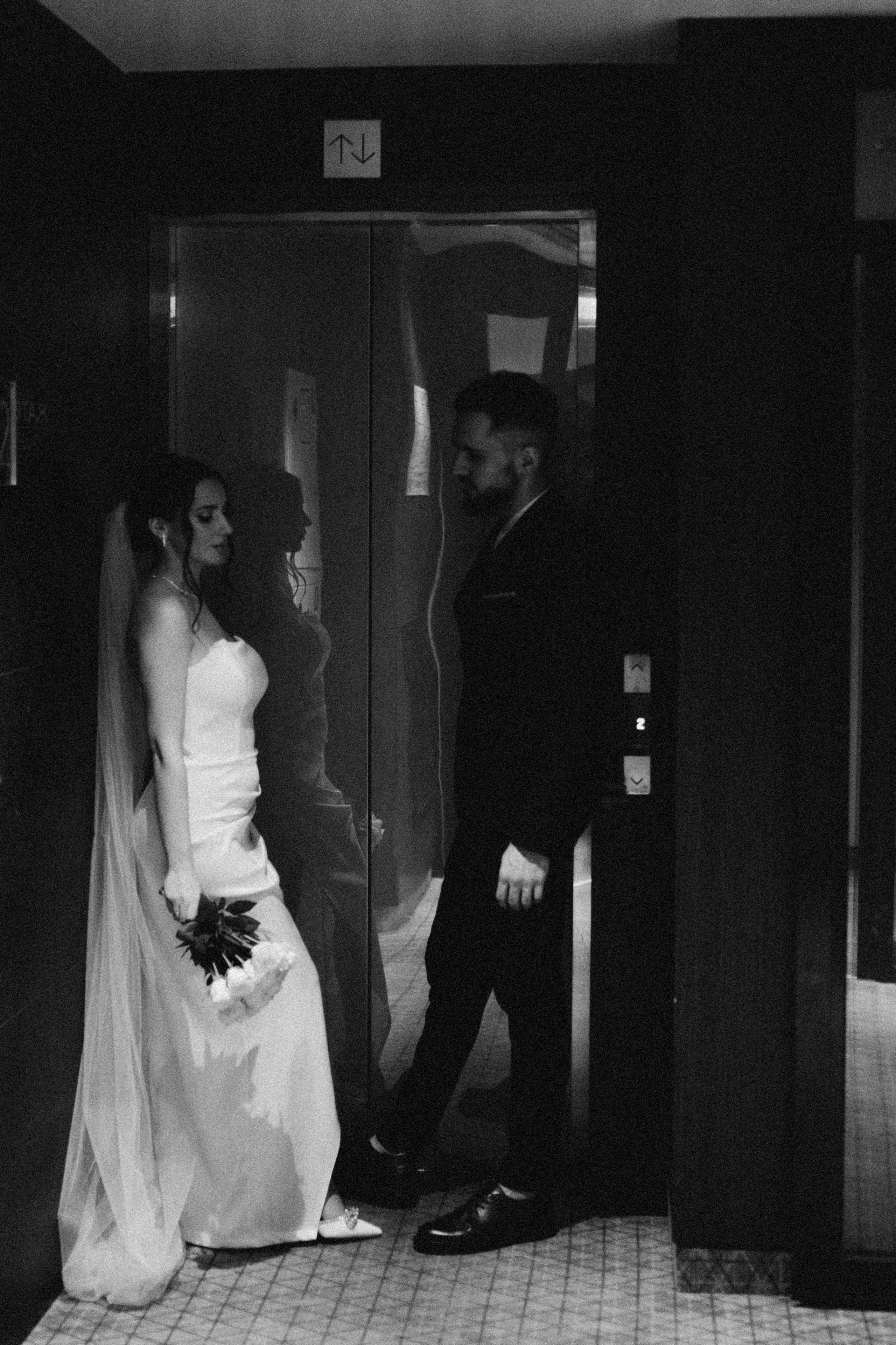 СВАДЕБНАЯ СЬЕМКА СБОРОВ ЖЕНИХА И НЕВЕСТЫ В ОТЕЛЕ И ТАКЖЕ ФОТОСЕССИИЯ В ОТЕЛЕЕ МЕГАПОЛИС БРЯНСК. Профессиональный фотограф, Санкт-Петербург — Виктория Богомолова