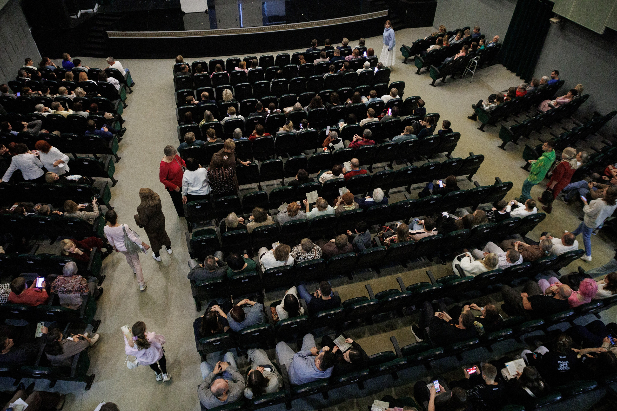 МХАТ. Новый квадрат. Фотограф городских и семейных событий Артем Карпухин