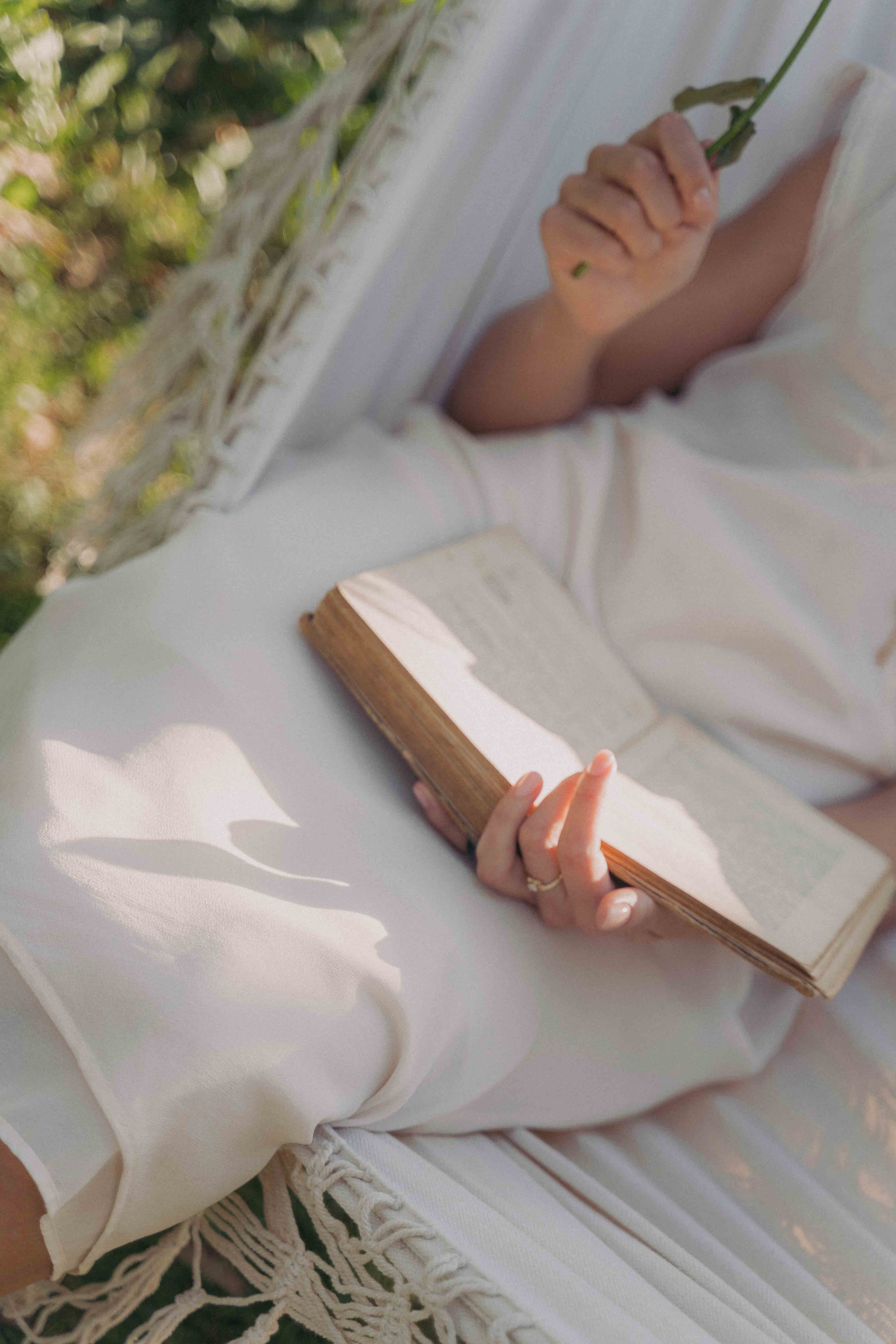 Яблоневый сад и гамак. Фотограф и видеограф в Москве и Абу Даби Мария Кулагина