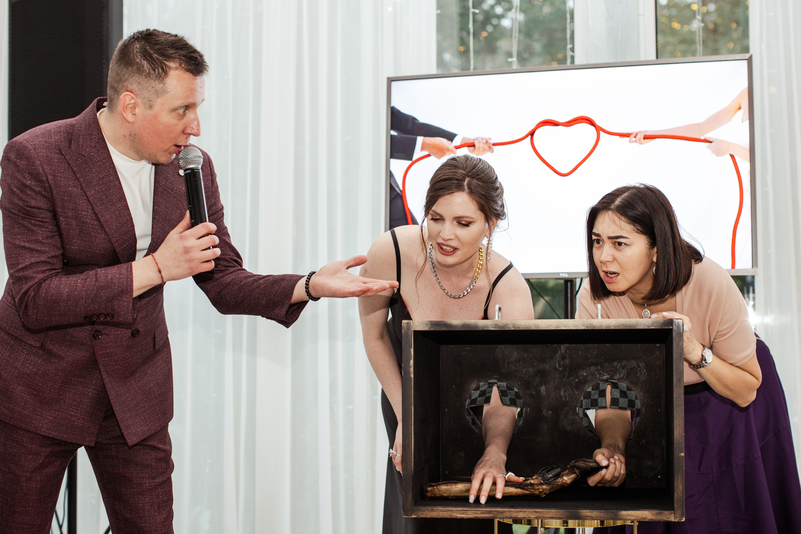 Люба и Артем. Ведущий на свадьбу в Москве Зубков Алексей