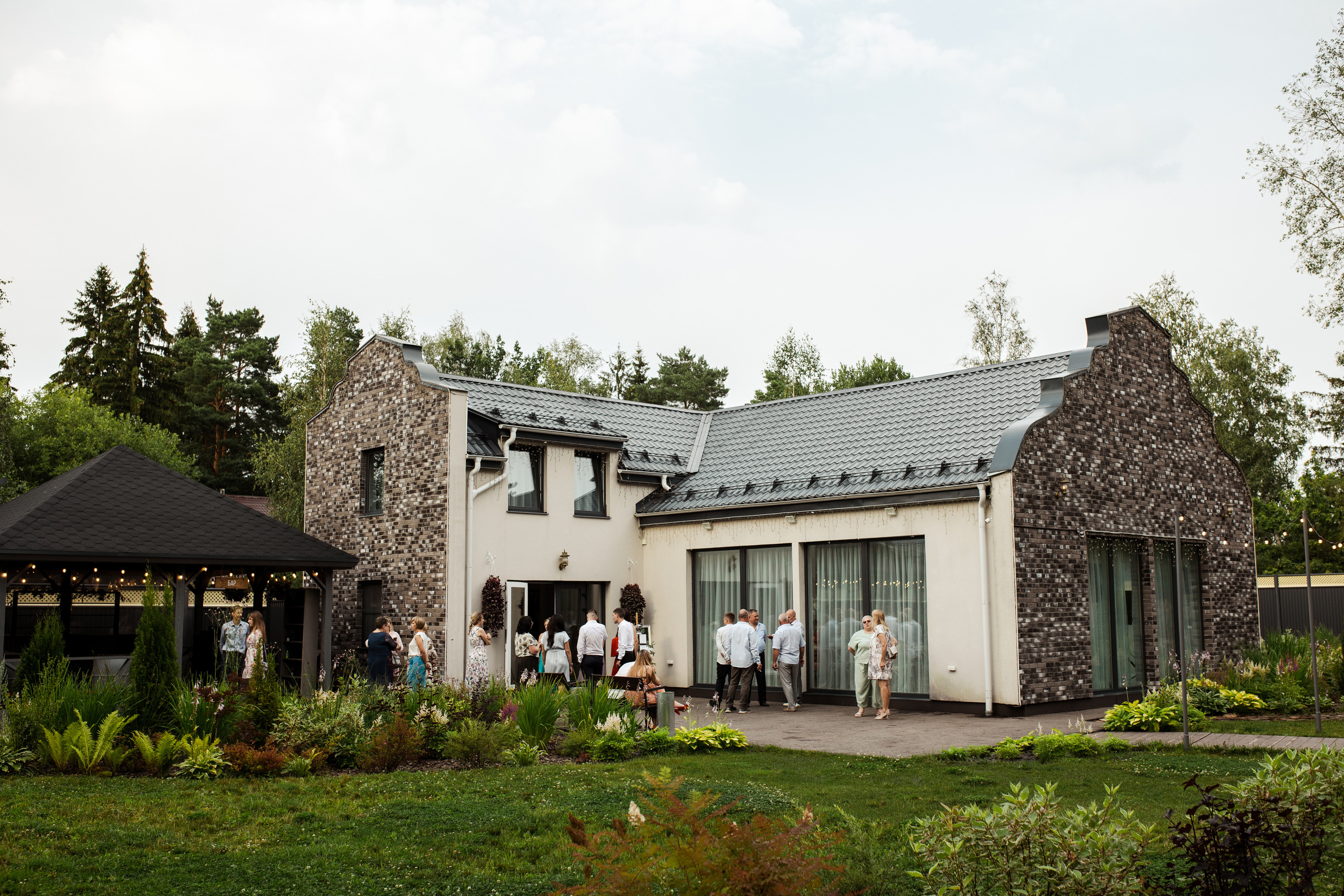 Люба и Артем. Ведущий на свадьбу в Москве Зубков Алексей