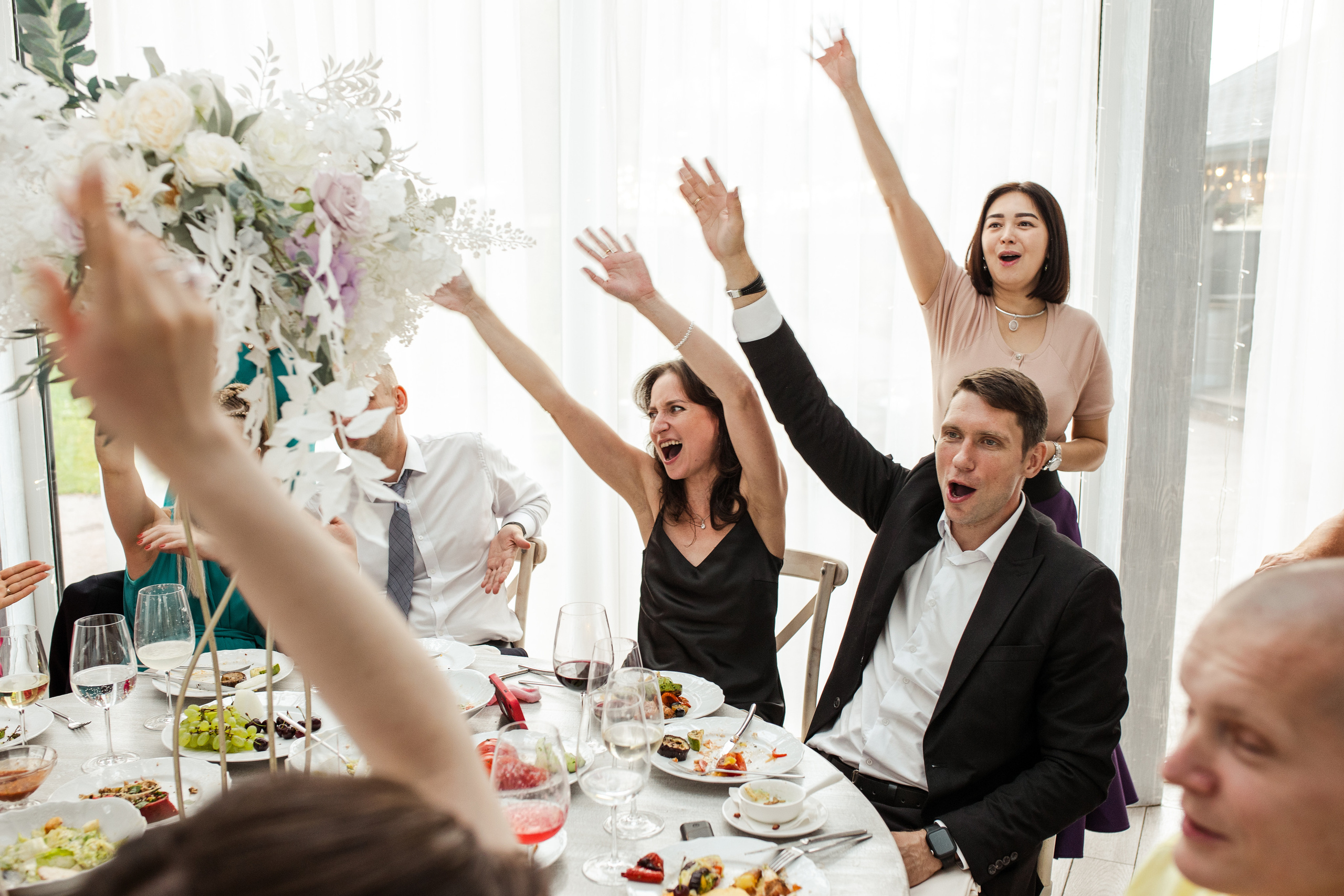 Люба и Артем. Ведущий на свадьбу в Москве Зубков Алексей