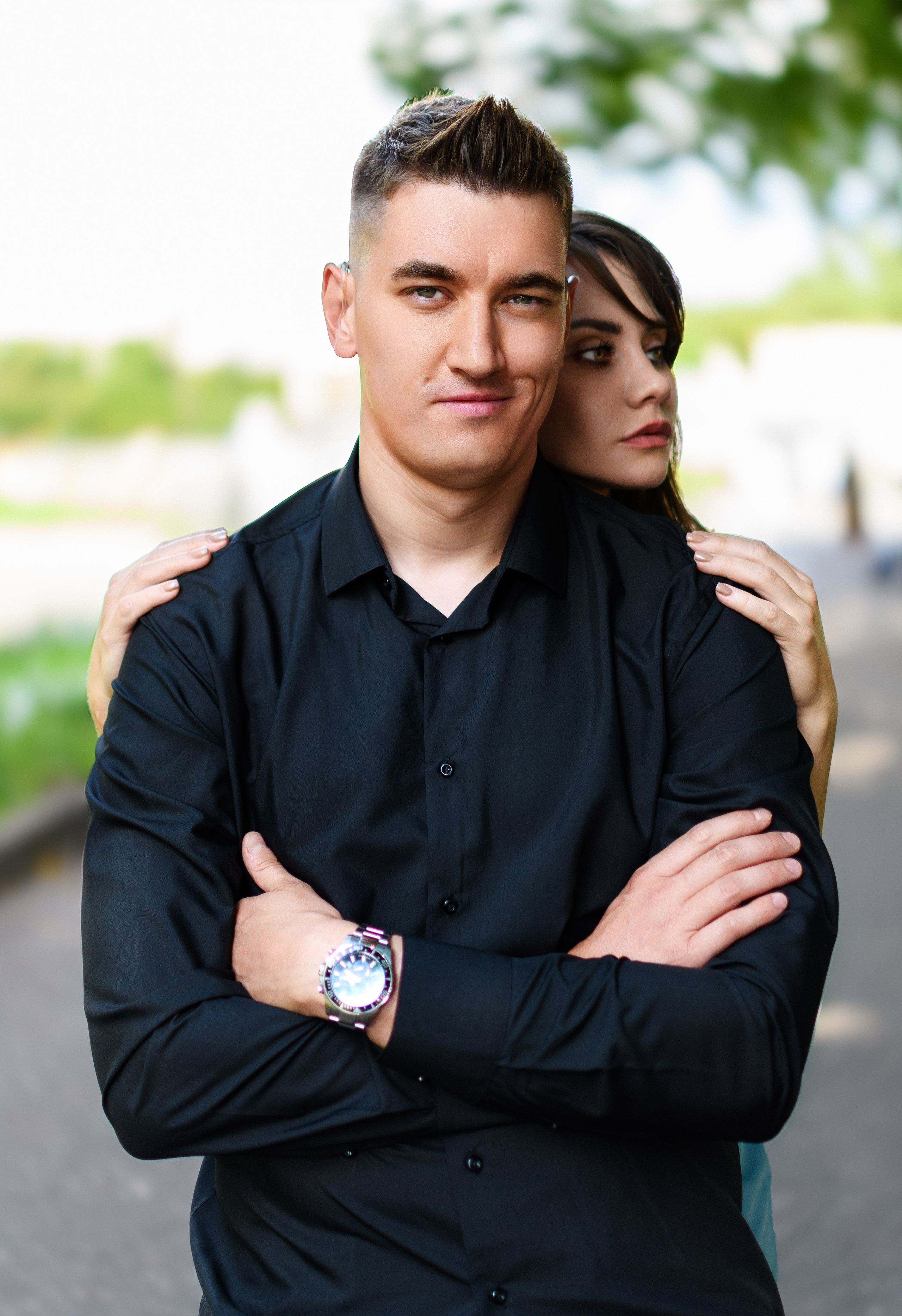 Фото идеи для фотосессии девушки и парня на улице в Москве