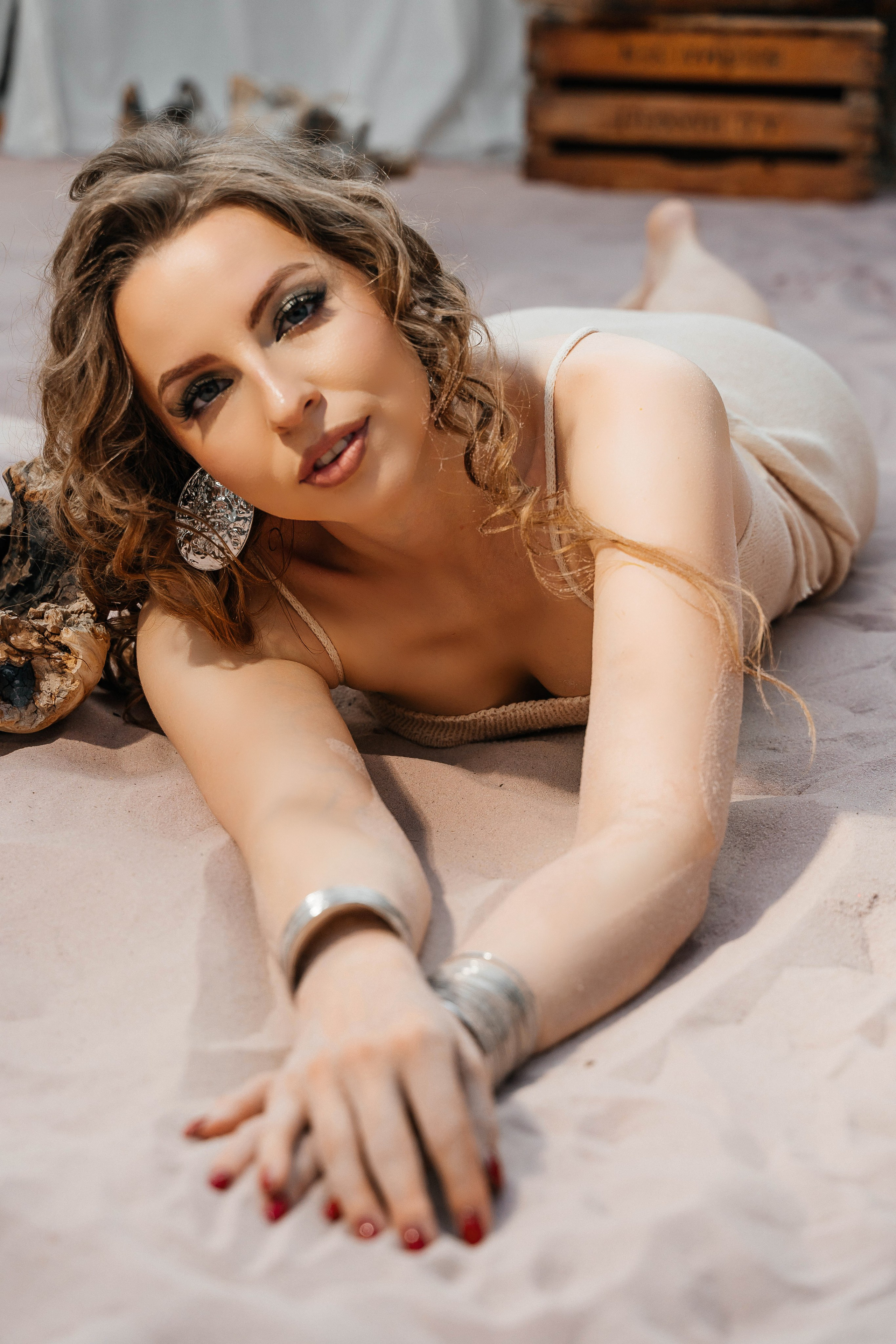 Съемки в интерьере студий. Виктория Алпеева — фотограф по любви