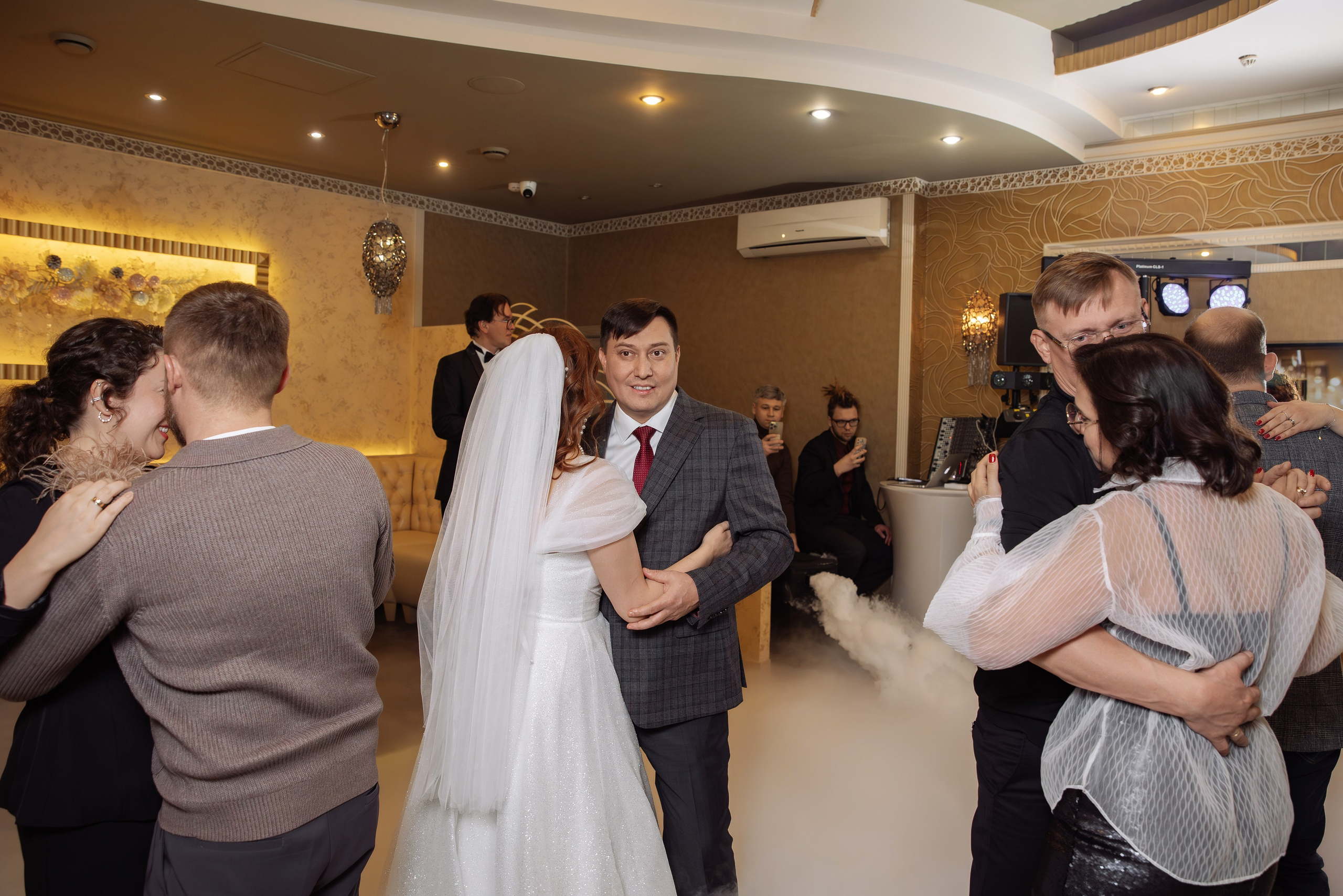 Репортаж Свадебного банкета Юлии и Романа. Семейный и женский фотограф в Москве Надежда Воробьева