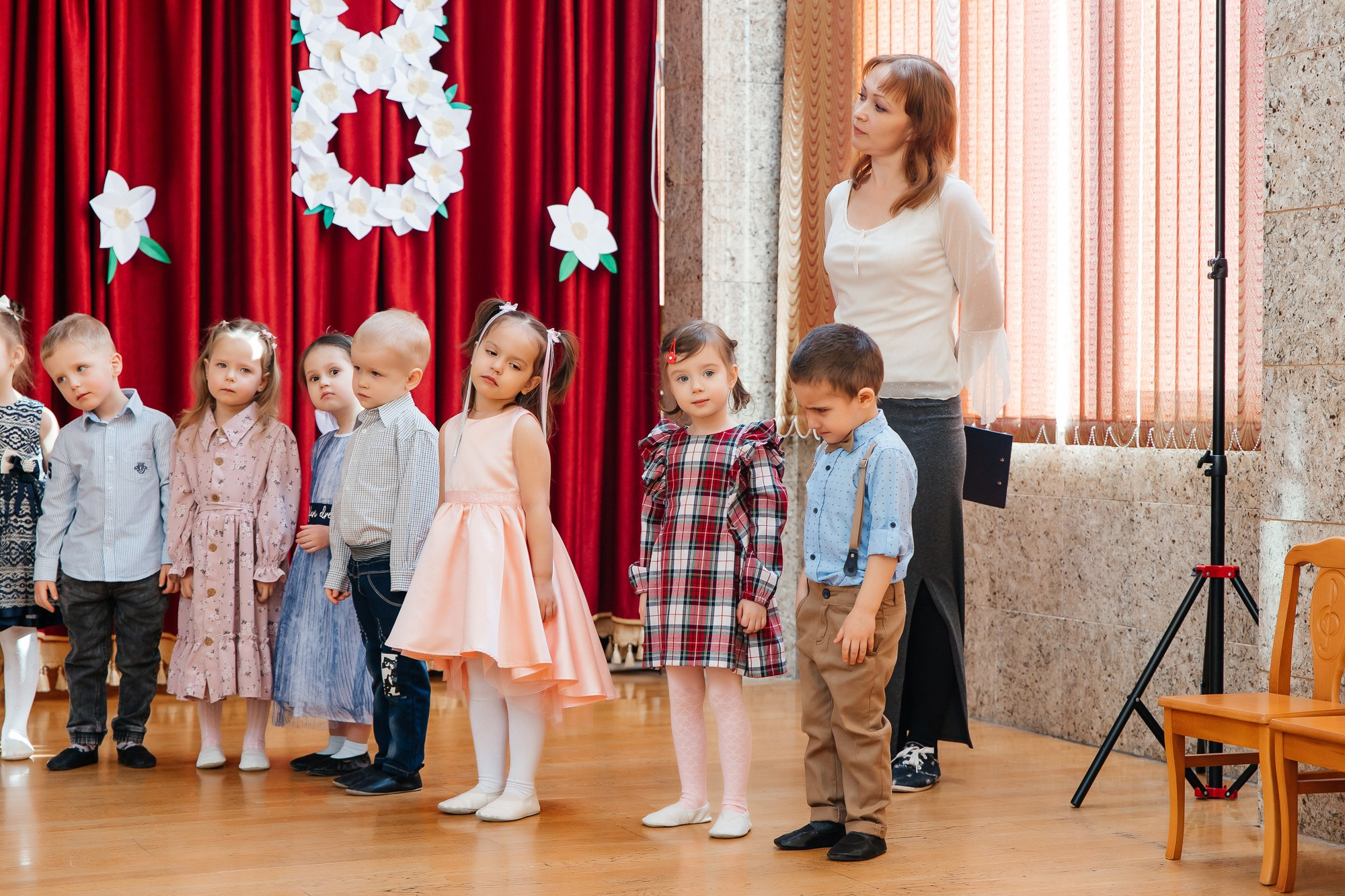 Детский сад № 93 — Утренник (07.03.2023). Свадебный и семейный фотограф Крамар Наталья