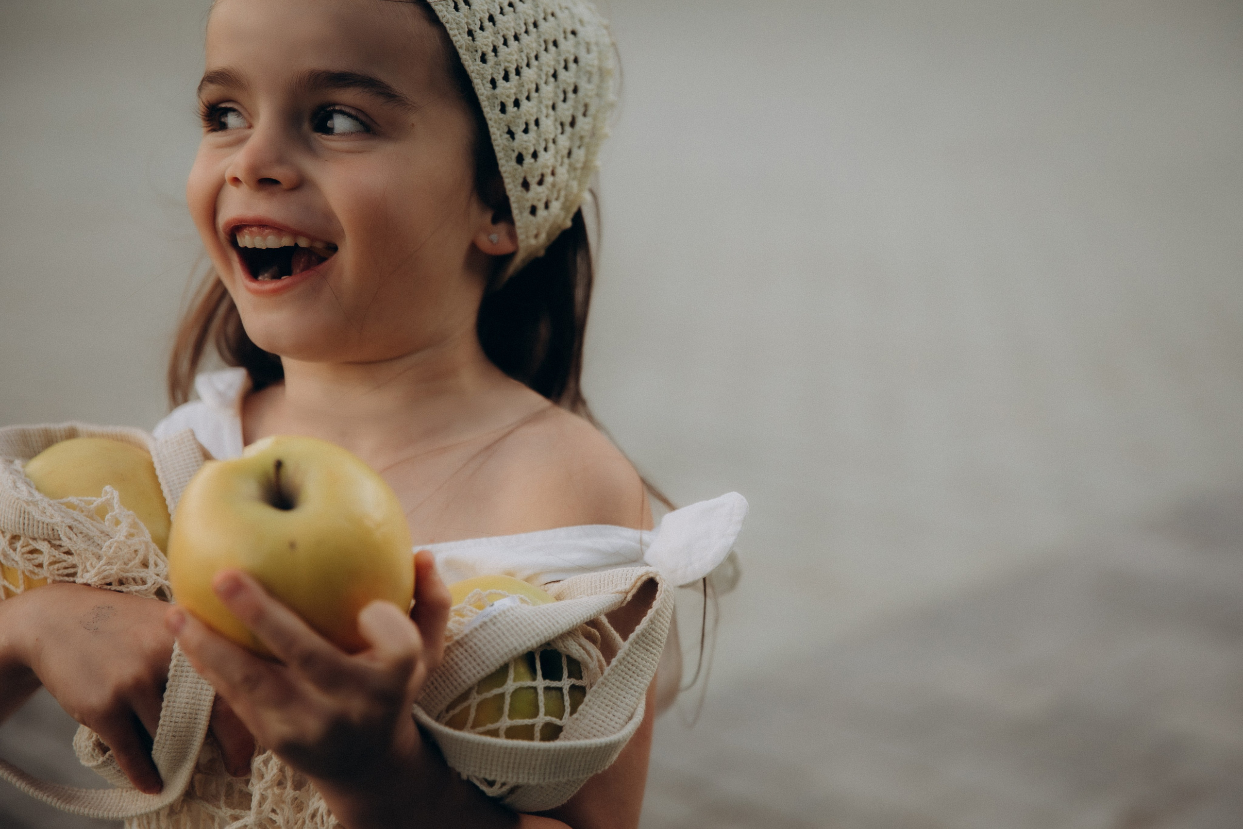Прогулка с Яблочным перекусом. Фотограф  Челябинск Варвара Шарапова