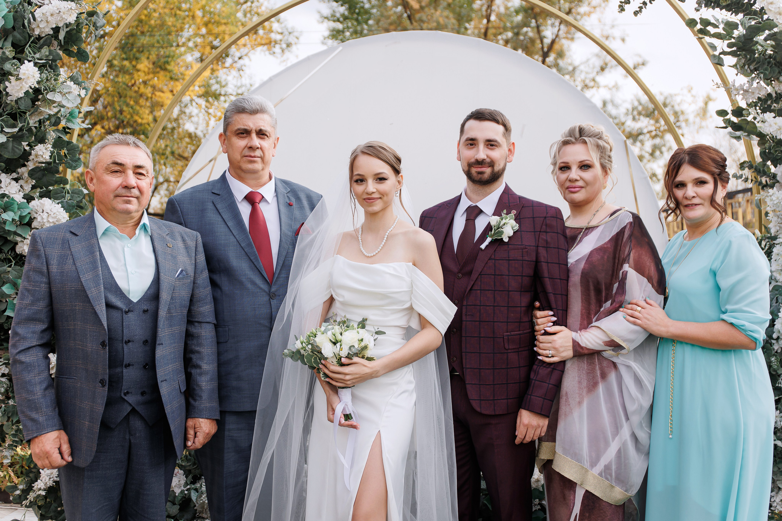 Юлия и Илья. Свадебный фотограф в Омске Яна Савина