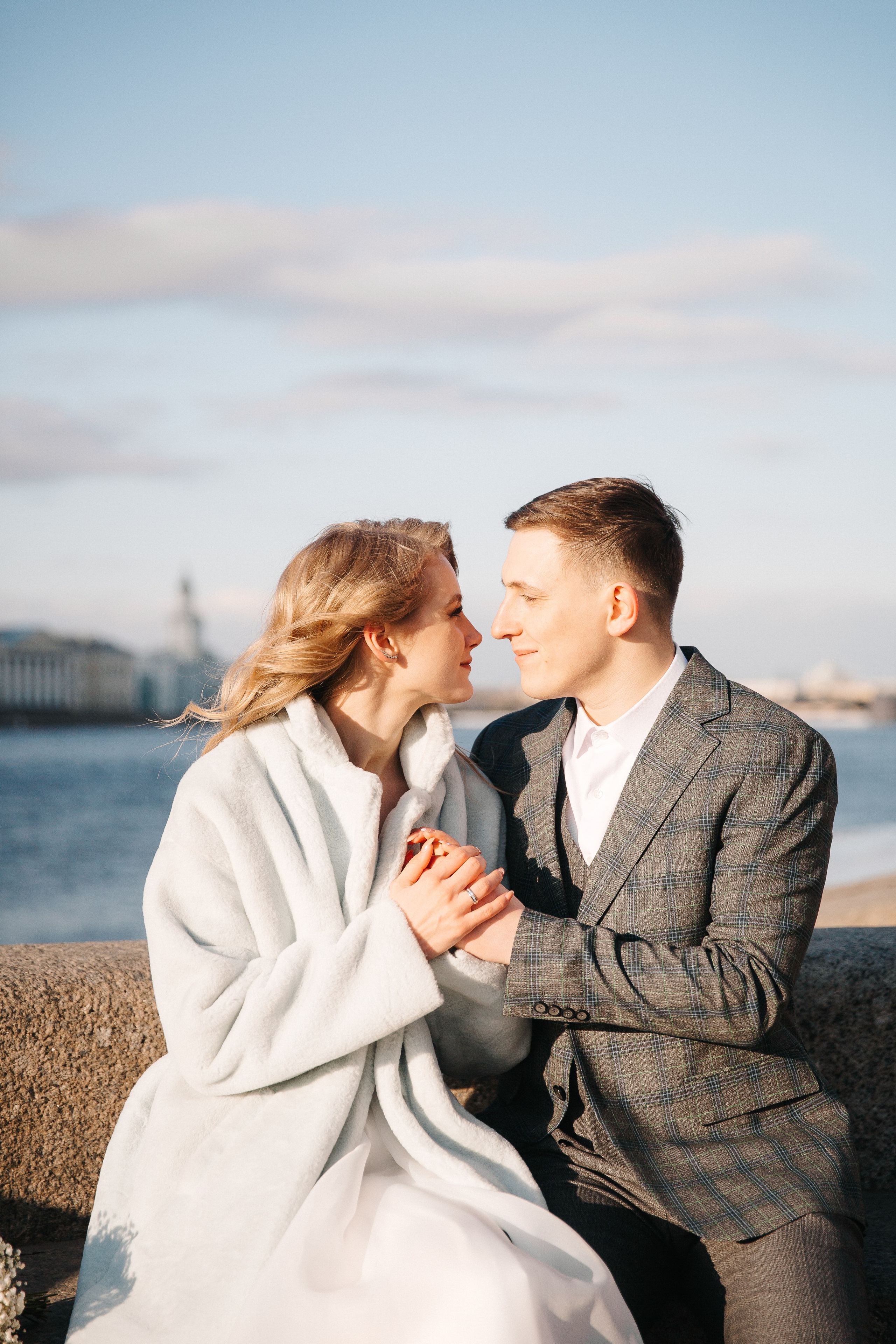 ДВОРЕЦ № 1 | Март, Исаакий, Английская набережная. Свадебный фотограф в Санкт-Петербурге Полина Корзухина