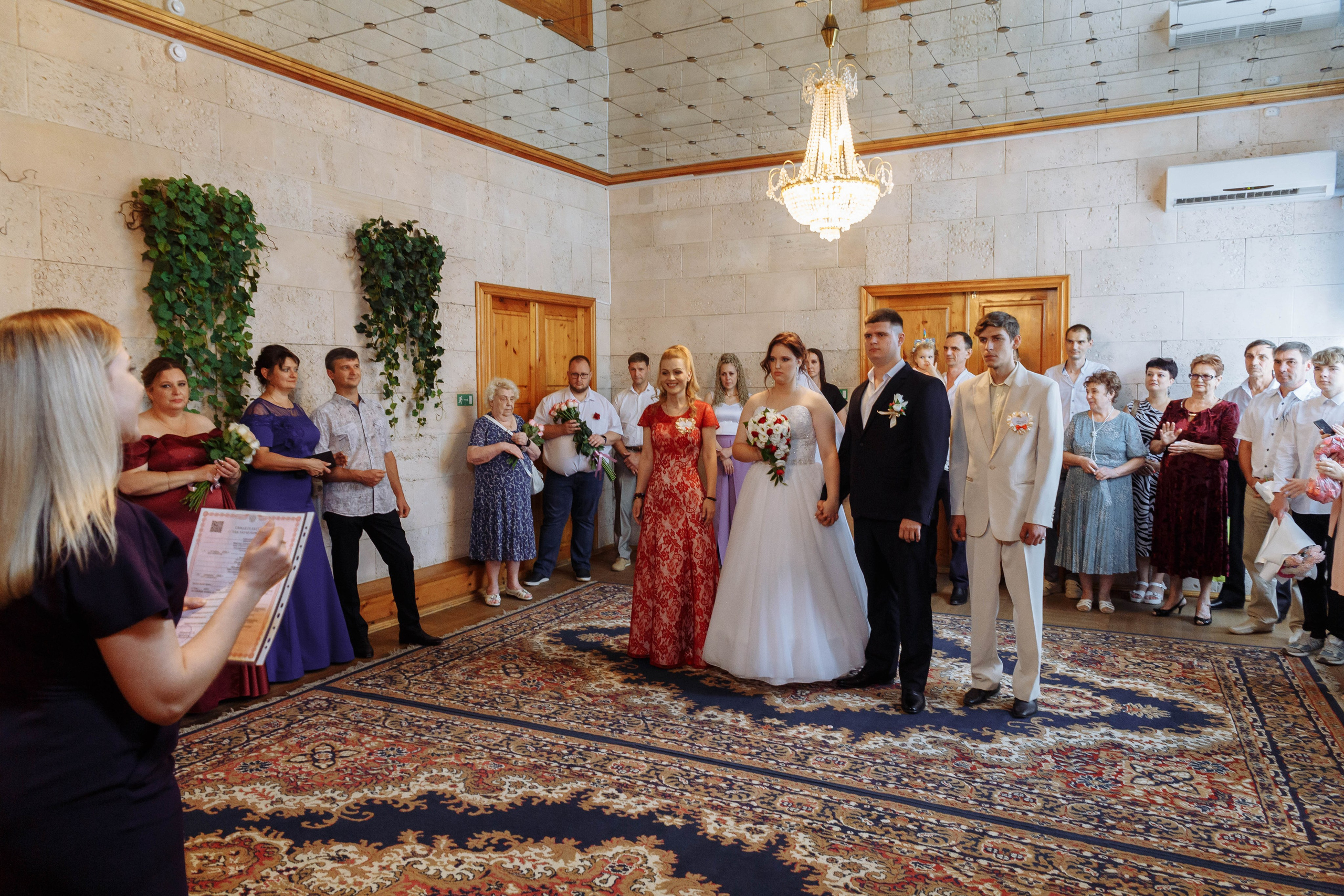 Татьяна и Виктор: настоящая русская свадьба. Событийный фотограф Максим Бескоровайновнов