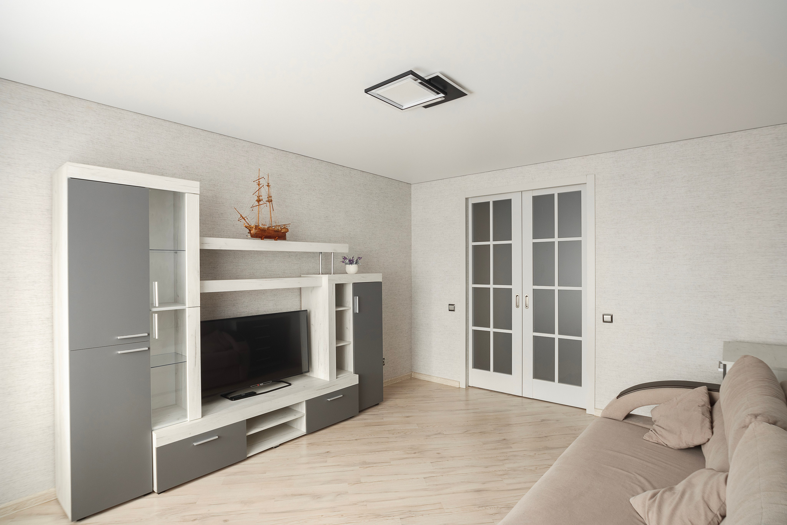 Квартира на продажу/в аренду. Фотограф интерьера, мебели и портрета в Санкт-Петербурге