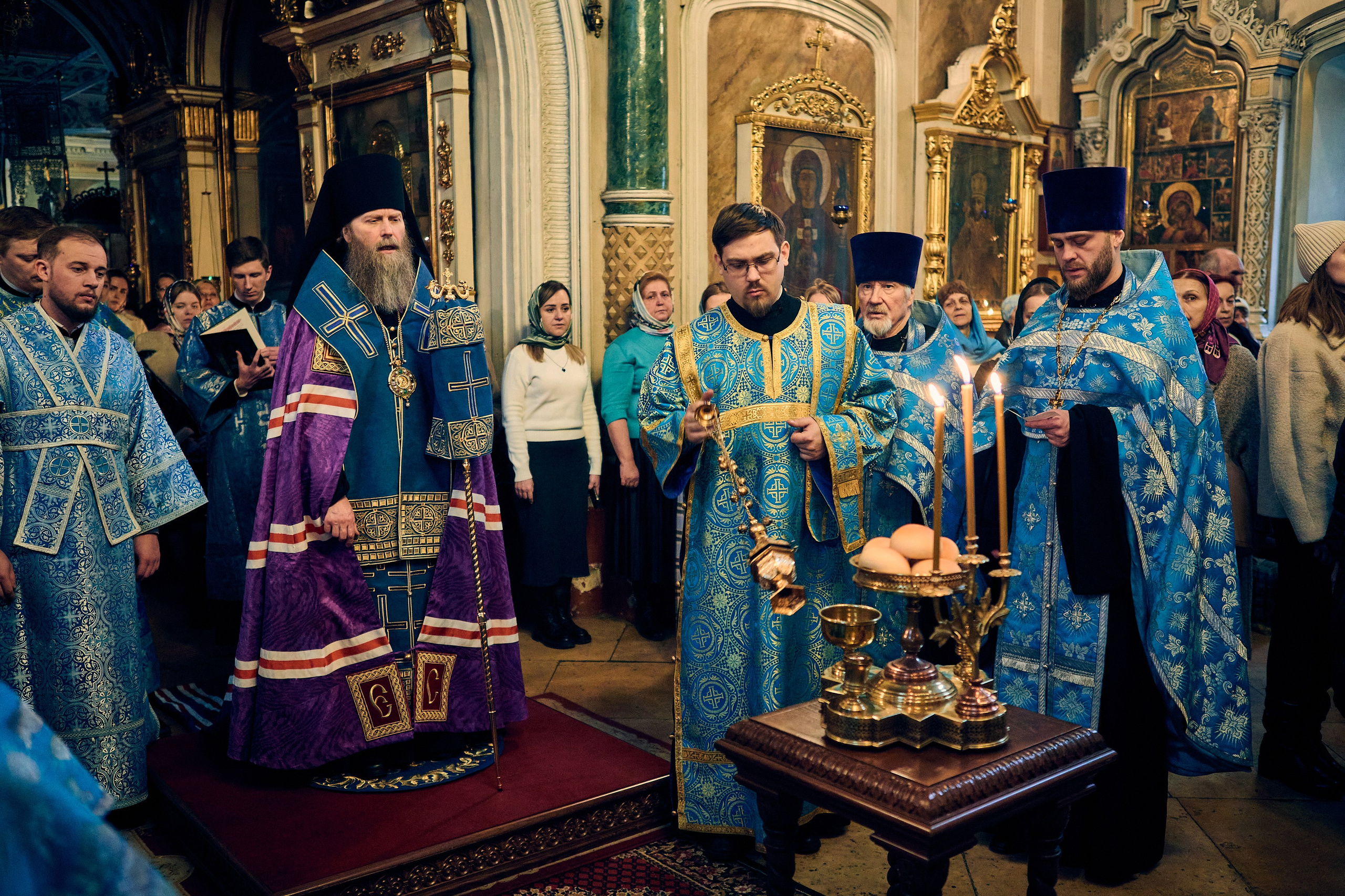 Всенощная на Благовещение Пресвятой Богородицы. DMITRY MOISEENKO — фотограф, художник, топ-стилист