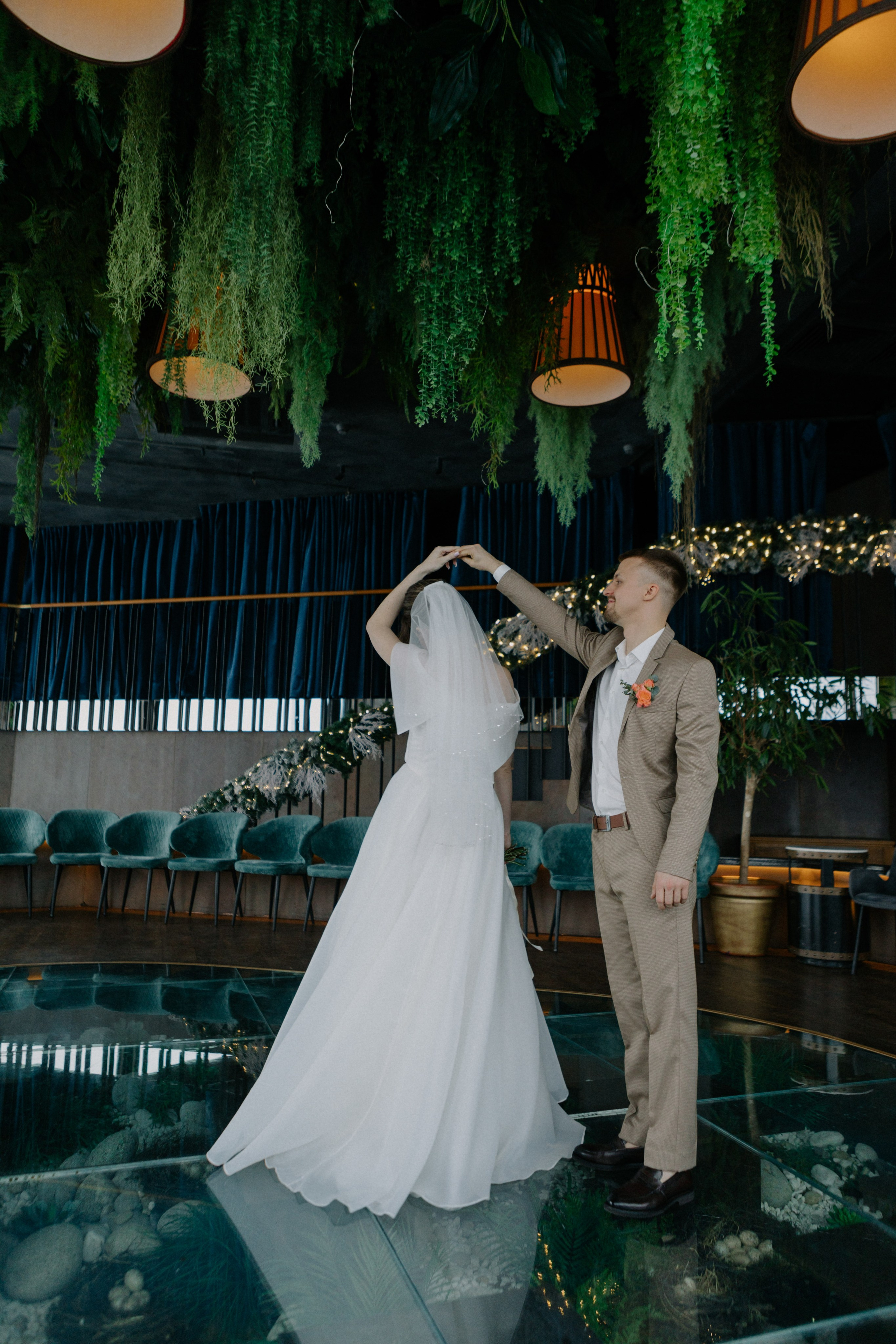 Ксюша и Илья. Утро в отеле роспись в Birds. Свадебный и портретный фотограф в Москве Анастасия Масюк