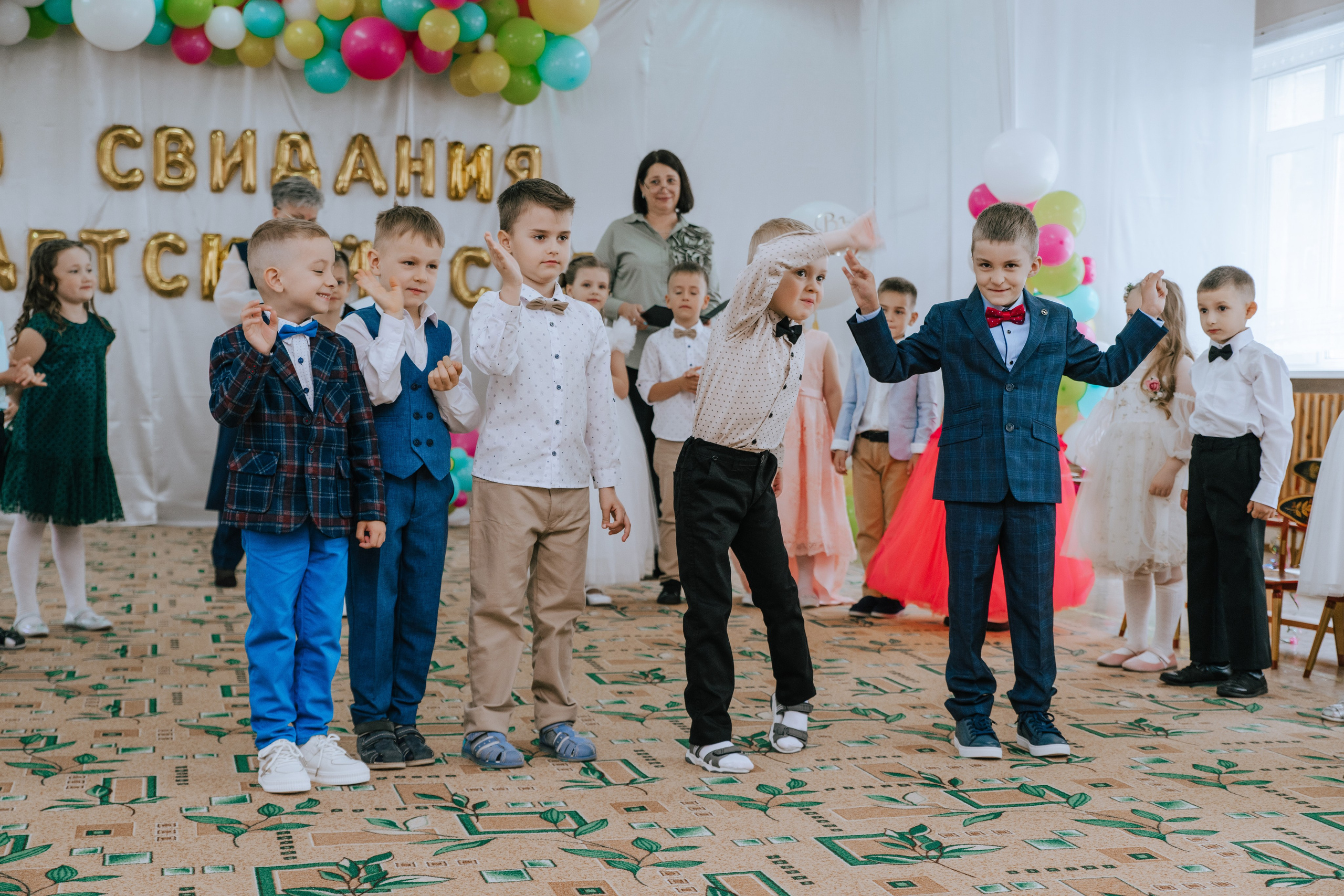 Выпускной д/с 34. Фотограф Ярмишко Дарья. Выпускные фотокниги