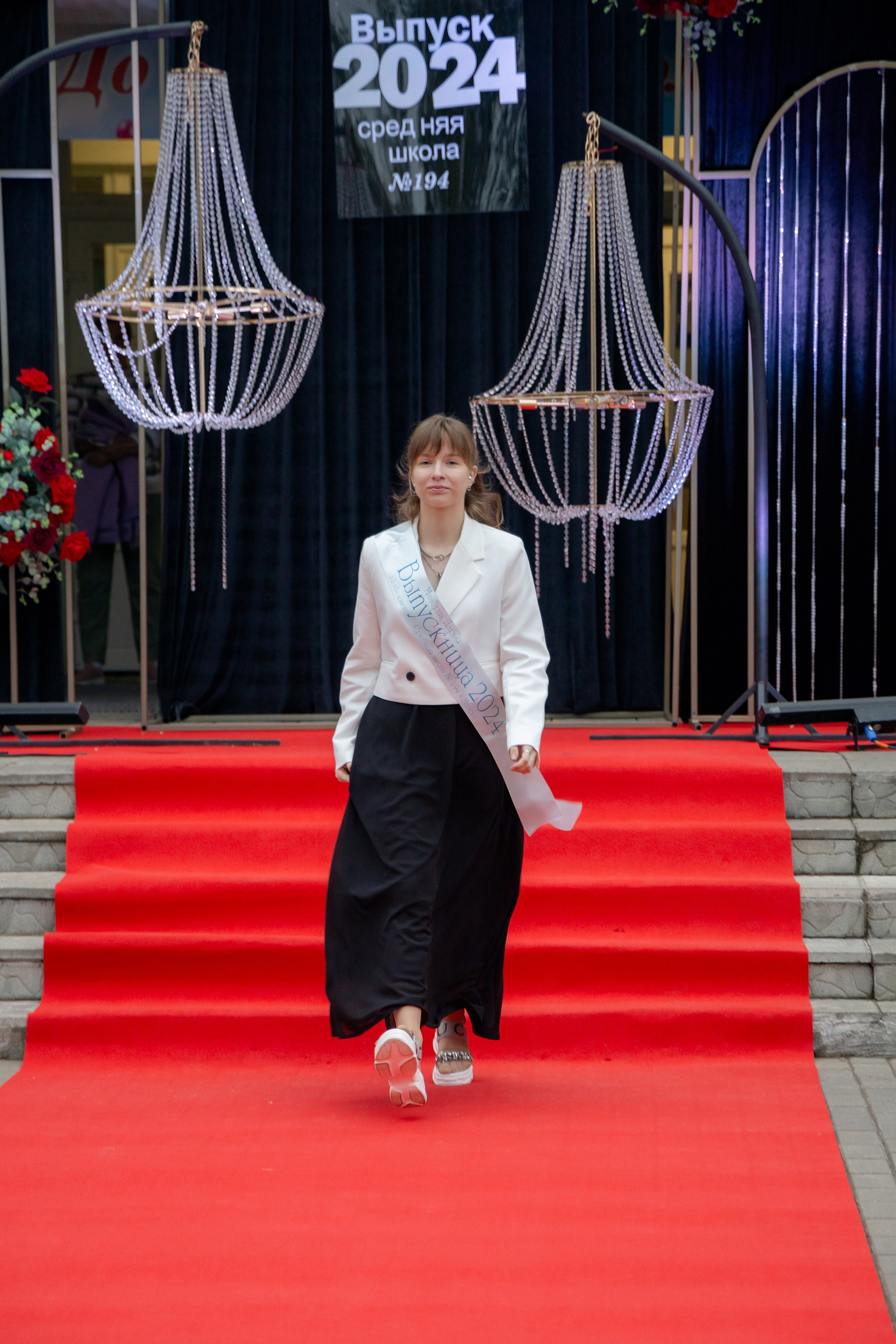 Школьный выпускной 2024 год в Соколе (Минск). Свадебный фотограф в Минске/Беларуси Сергей Спиридонов