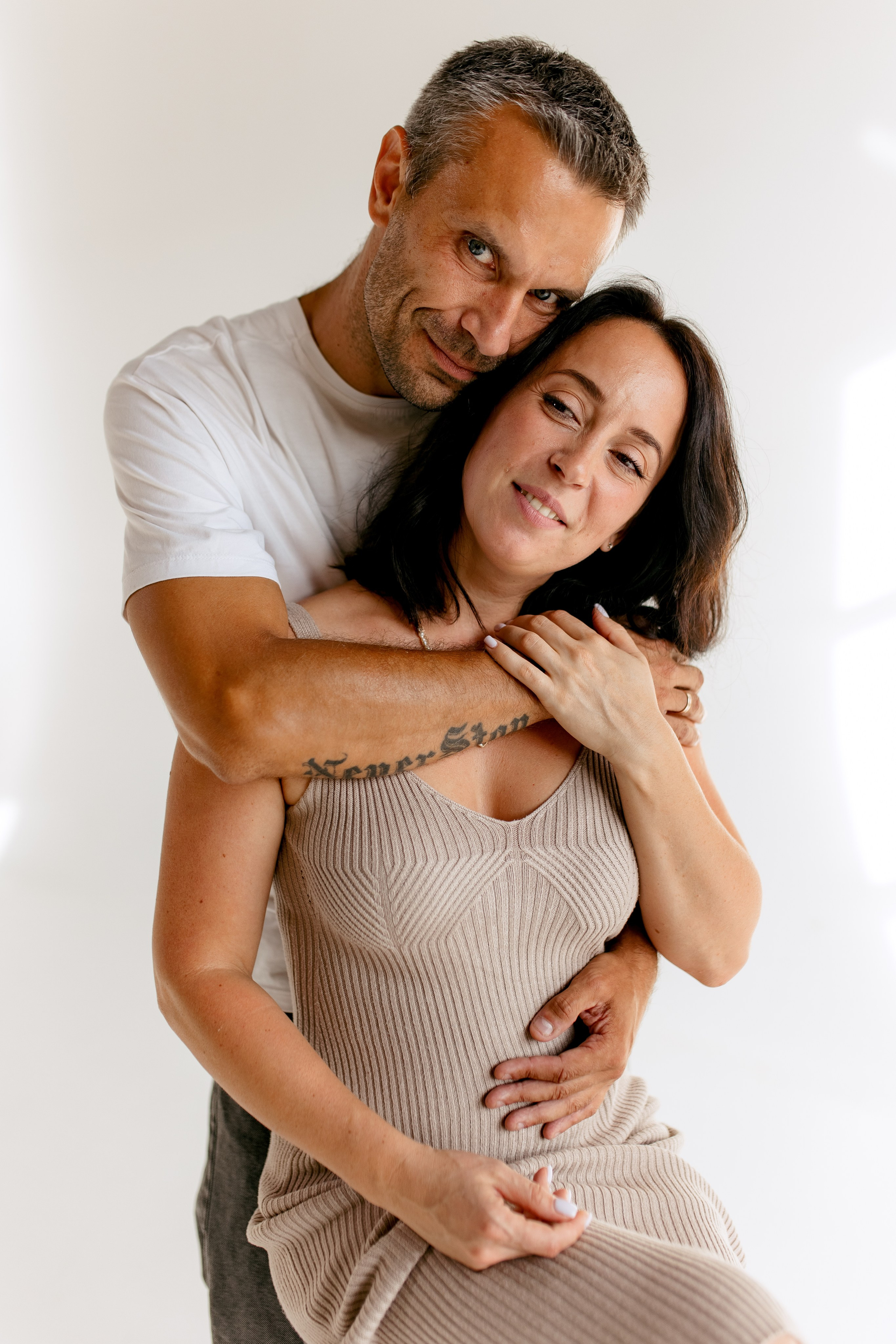 На белом фоне. Свадебный и семейный фотограф в Туле и области Маша Костина