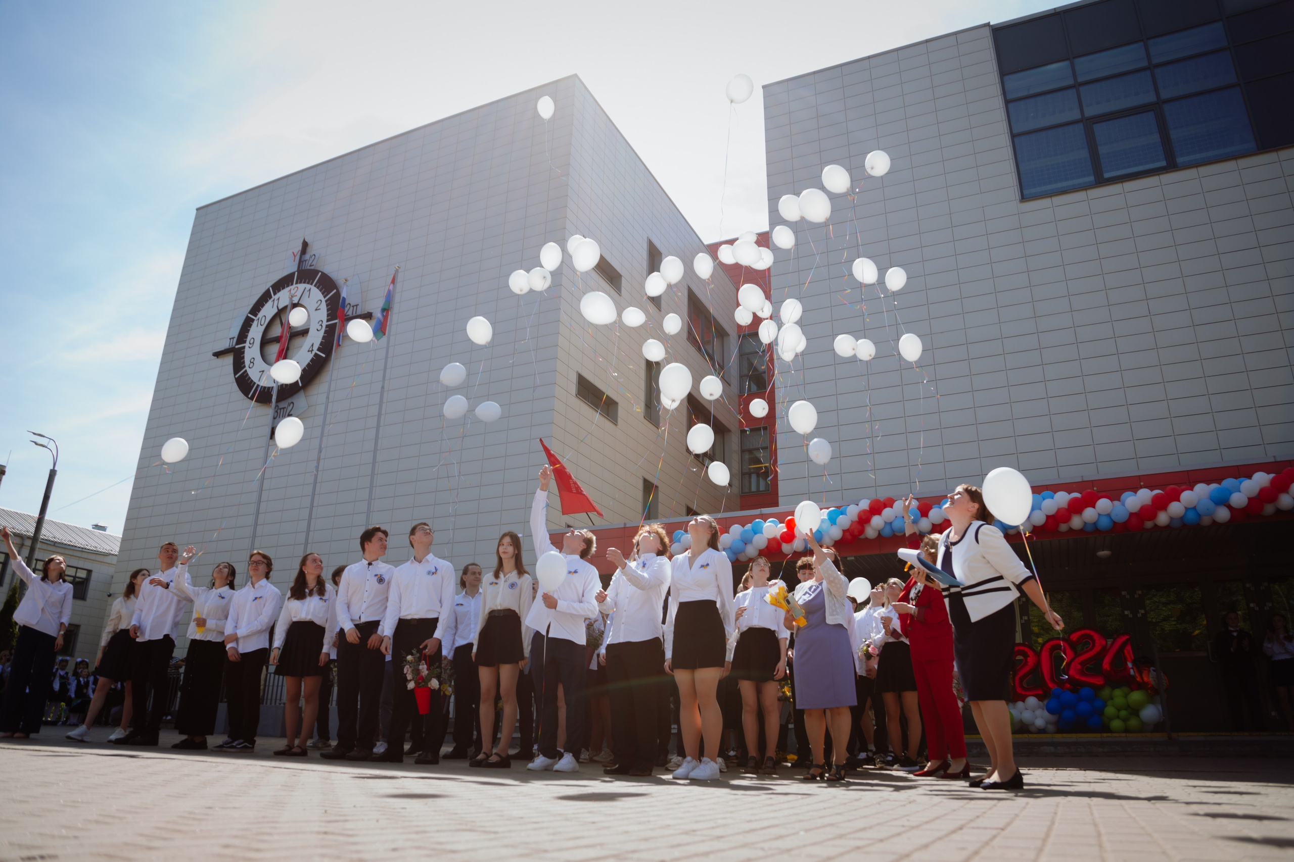 Последний звонок 2024 (2 часа фотосъемки). Профессиональный фотограф Надежда Антонова