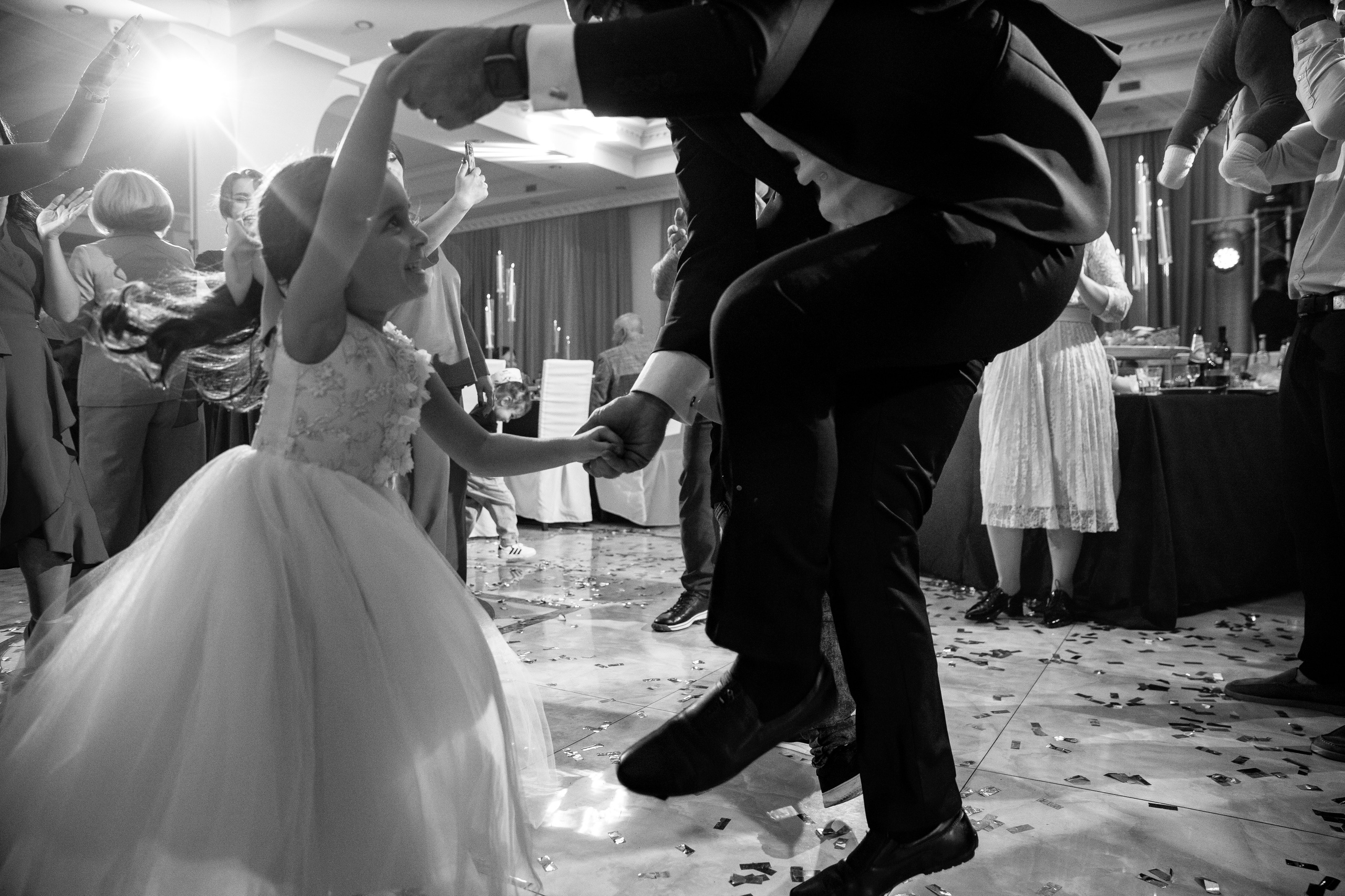 Ани и Назели. 35&5 День рождения, «Янтарь». Фотограф в Красноярске Надежда Воскресенская