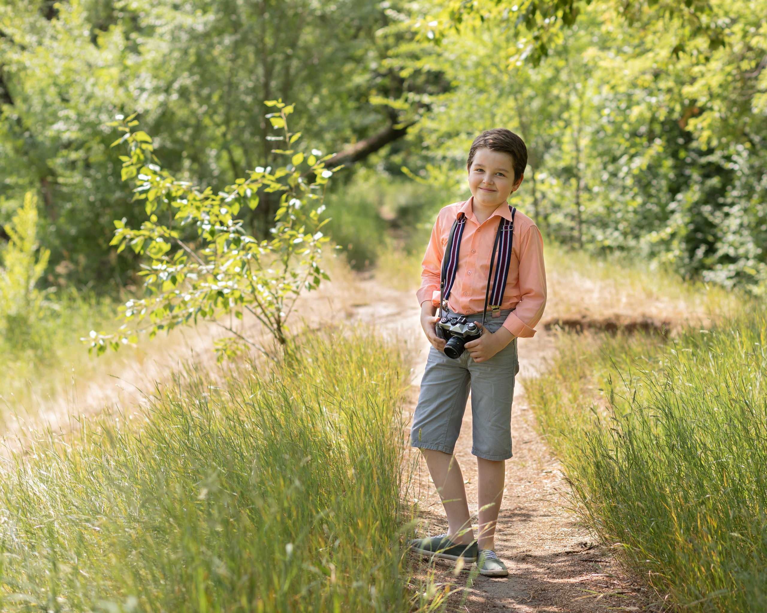 Юный фотограф. Фотограф Анна Телекаева, выпускные альбомы, семейные и репортажные съемки в Омске