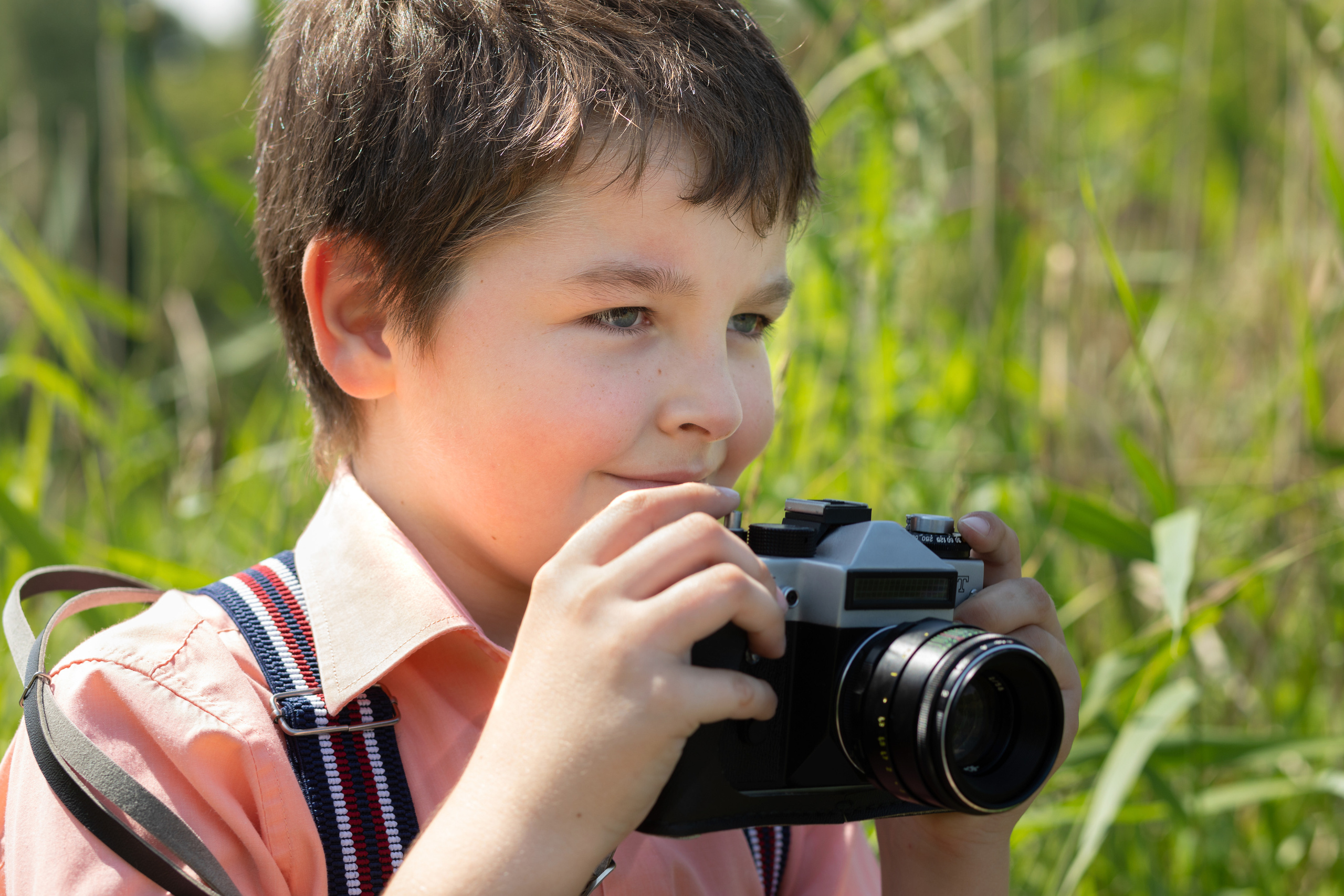 Юный фотограф. Фотограф Анна Телекаева, выпускные альбомы, семейные и репортажные съемки в Омске