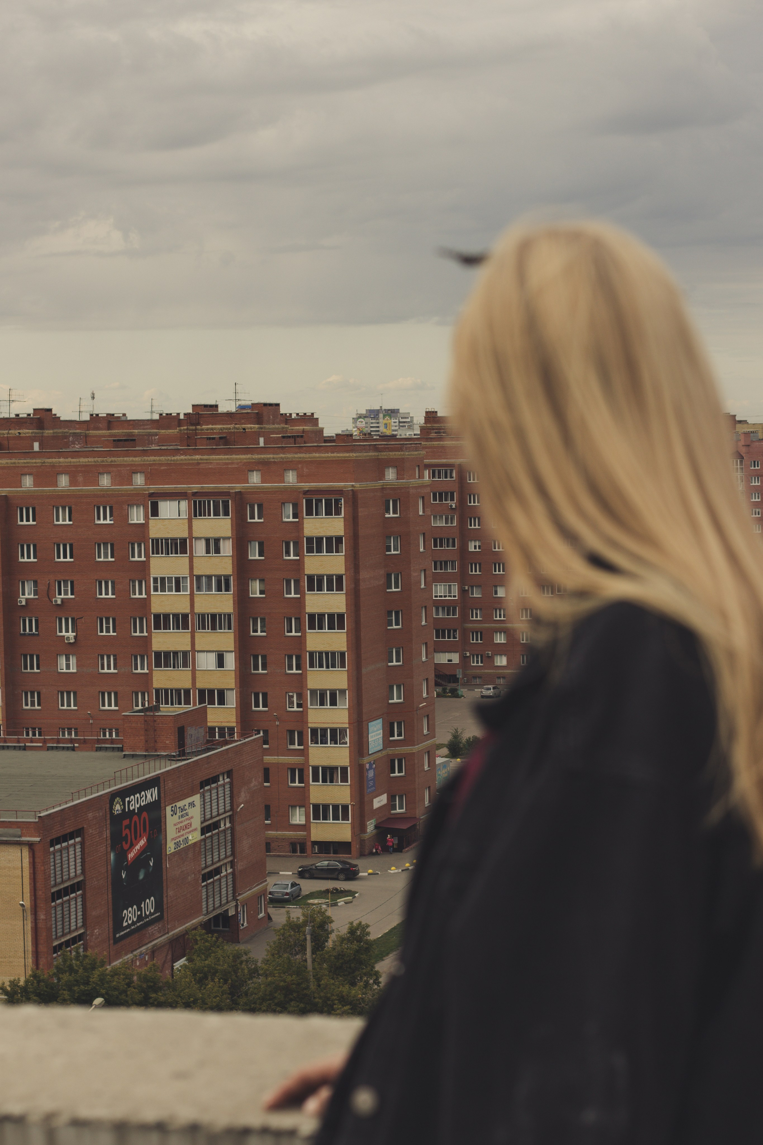 Ася.Крыша 2019 год. Фотограф и видеограф в Омск/Москва Сащенко Лера