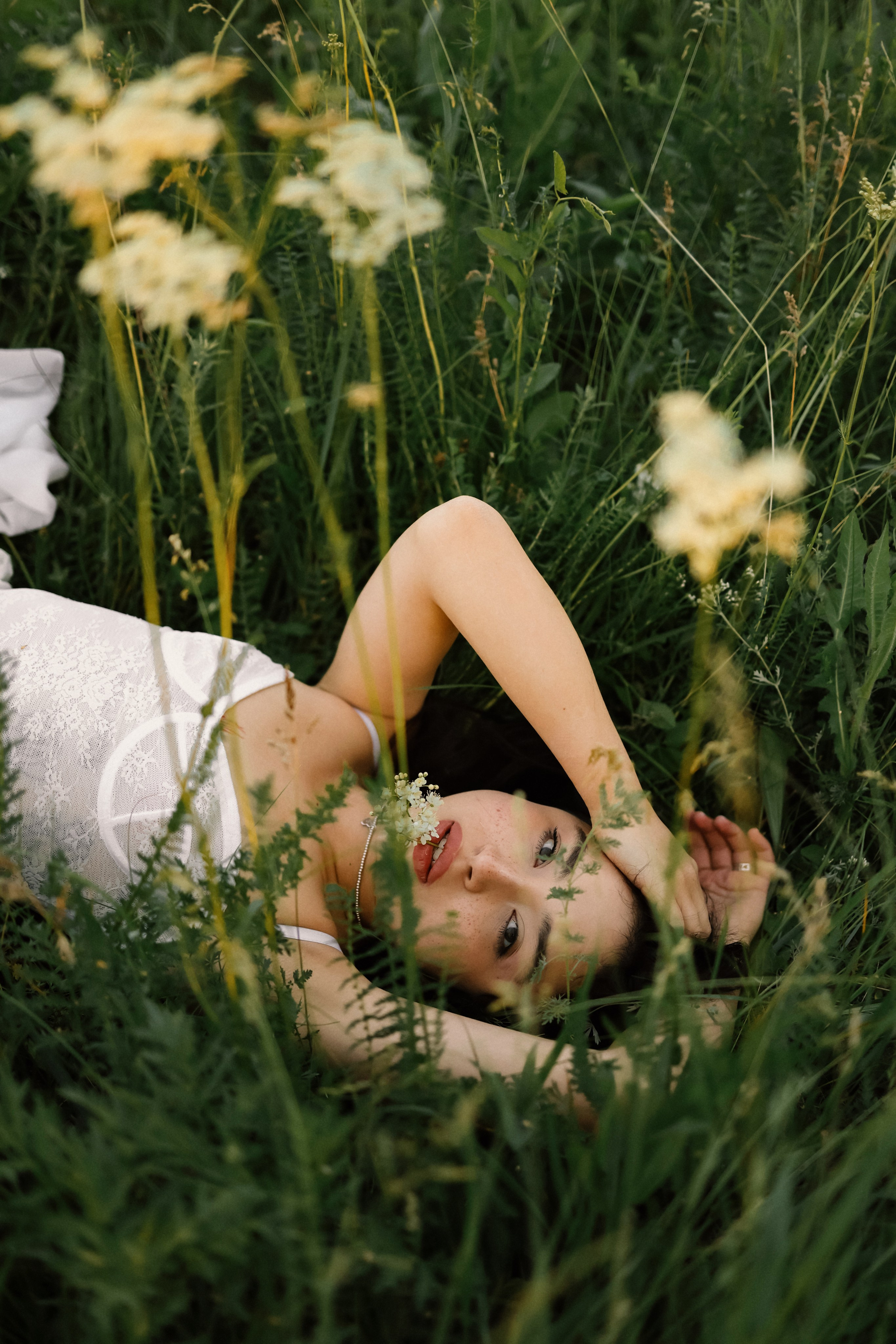 В степи (Женский портрет). Фотограф в Оренбурге Сулеева Ралина